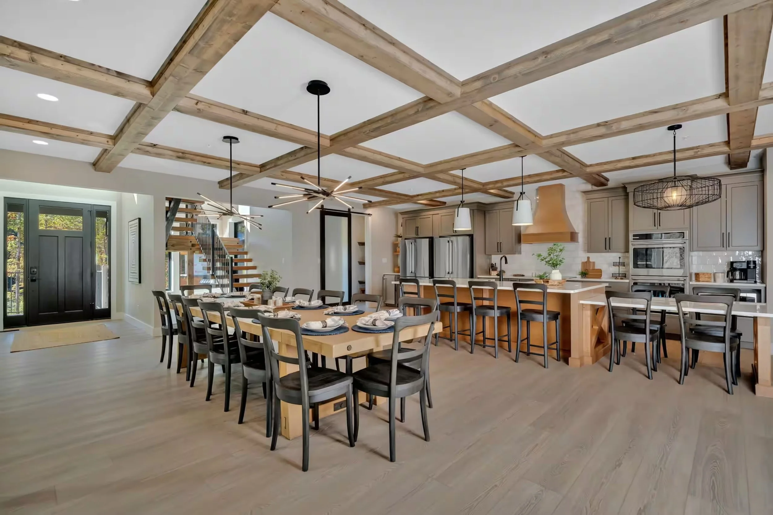 dining room cc 2027 (2).jpg