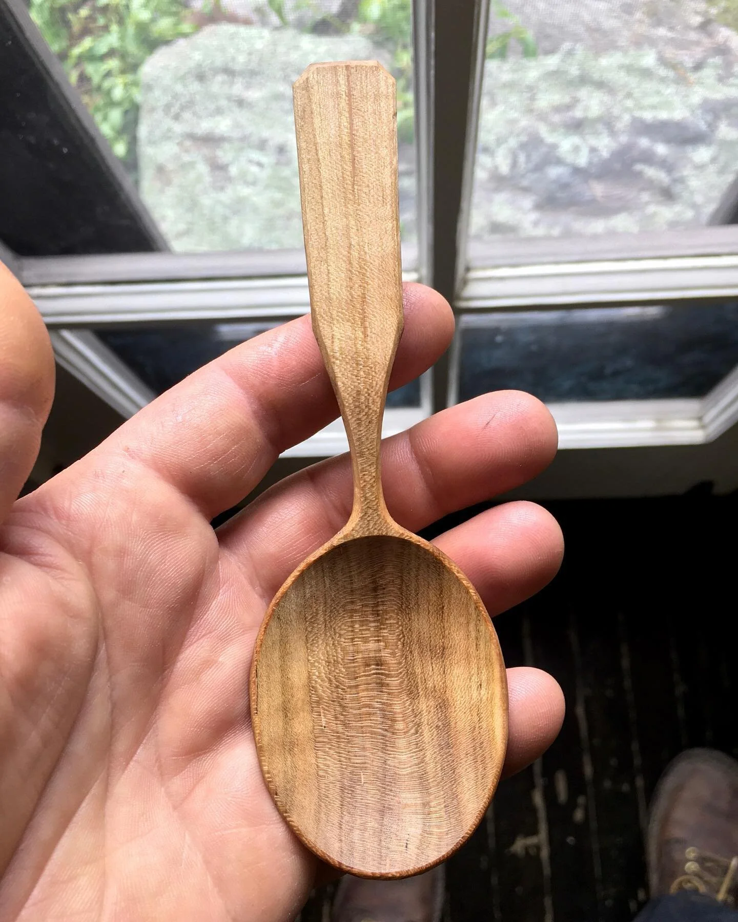 Simplest eating spoon. Cherry🍒!
#spooncarving #handskills #handcarvedspoon #knifefinished #treen #kitchenalia #greenwoodworking #newwoodculture #platformfaf