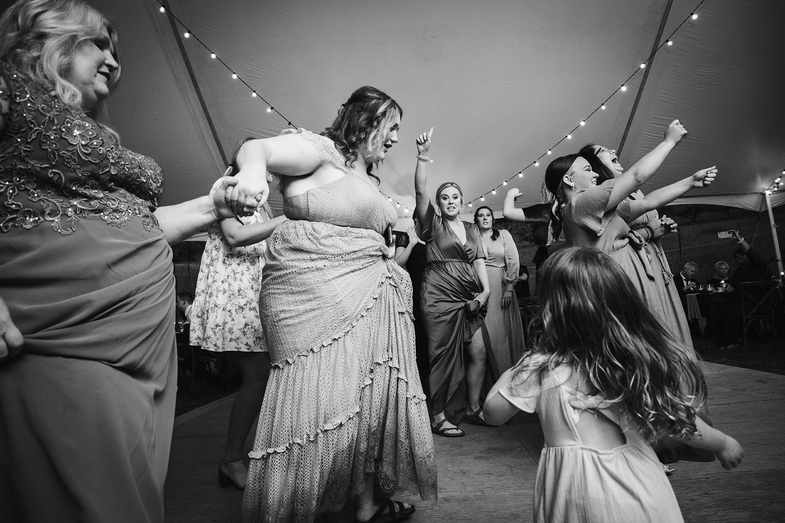 Eliza-Bell-Photo-Sherrills-Inn-wedding-Asheton-Isaiah-524.jpg