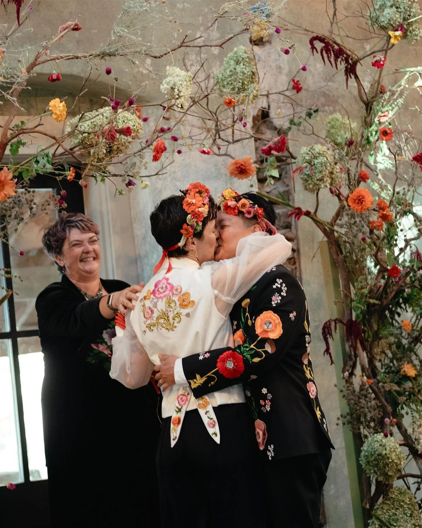 Mary + Mel’s wedding nearly exploded my heart. 
Drag show photos to come!! ❤️‍🔥❤️‍🔥❤️‍🔥
What a helper team ~ M+M either found friends to hire, or hired someone and immediately made them their friend, which really is the way to