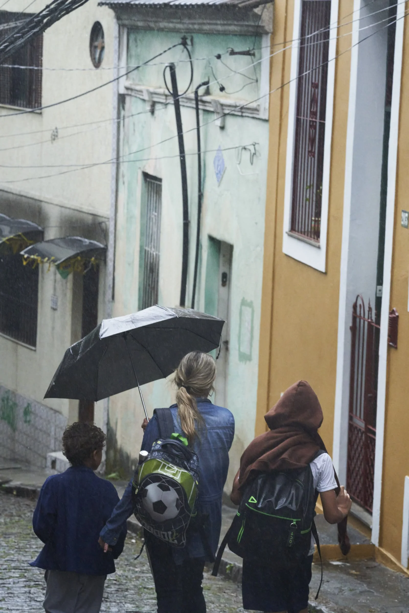 Web-Brazil-InbetweenFlights-JochemvanGrunsven- 1.jpg