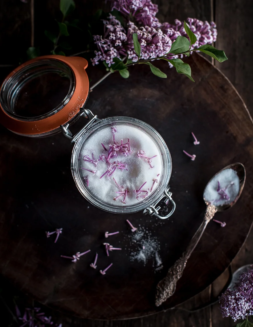 Lilacs-1.jpg