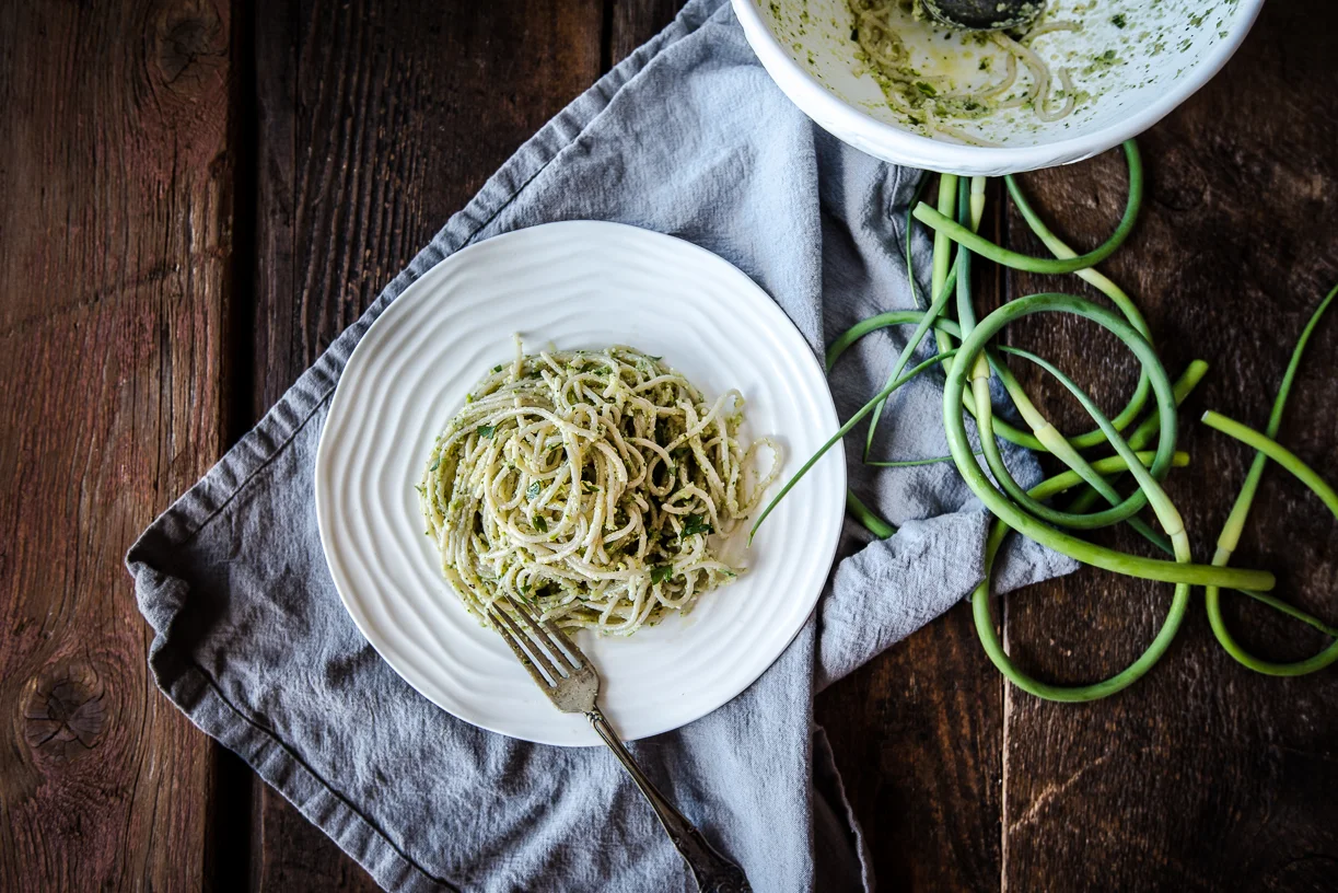GarlicScapePesto-26.jpg