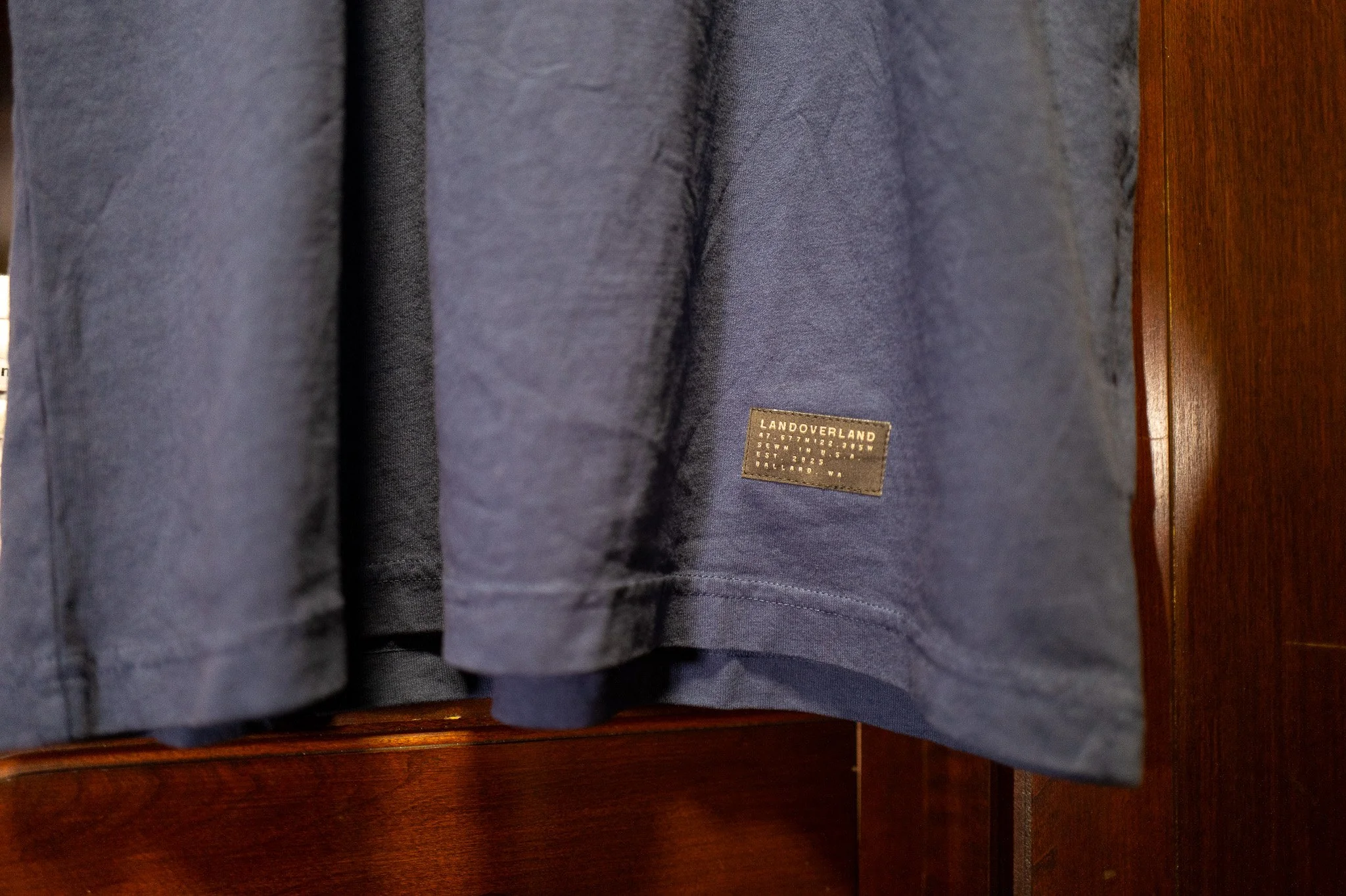 Landoverland Legacy Tee V.Navy4.jpg