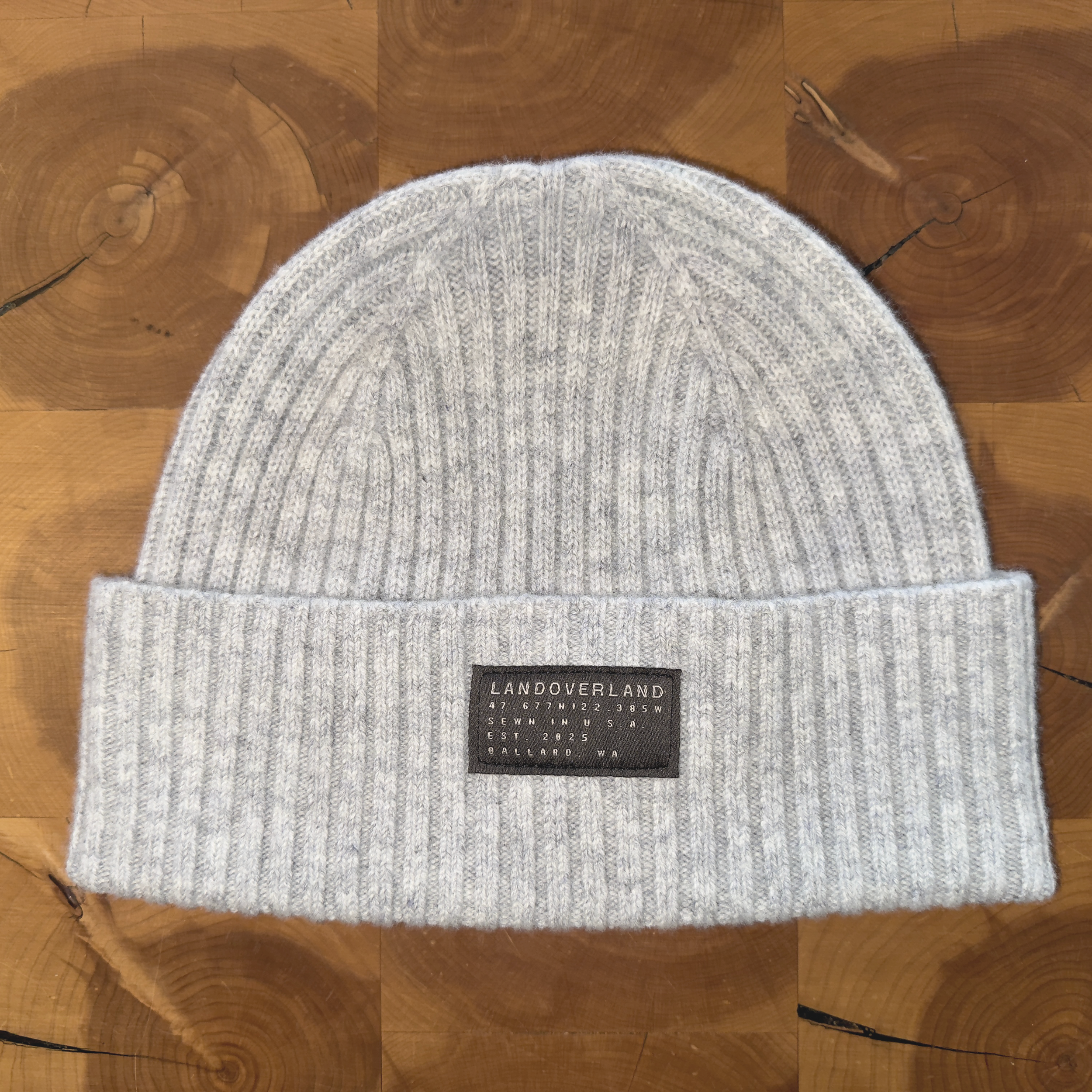 Beanie Lt Grey.png