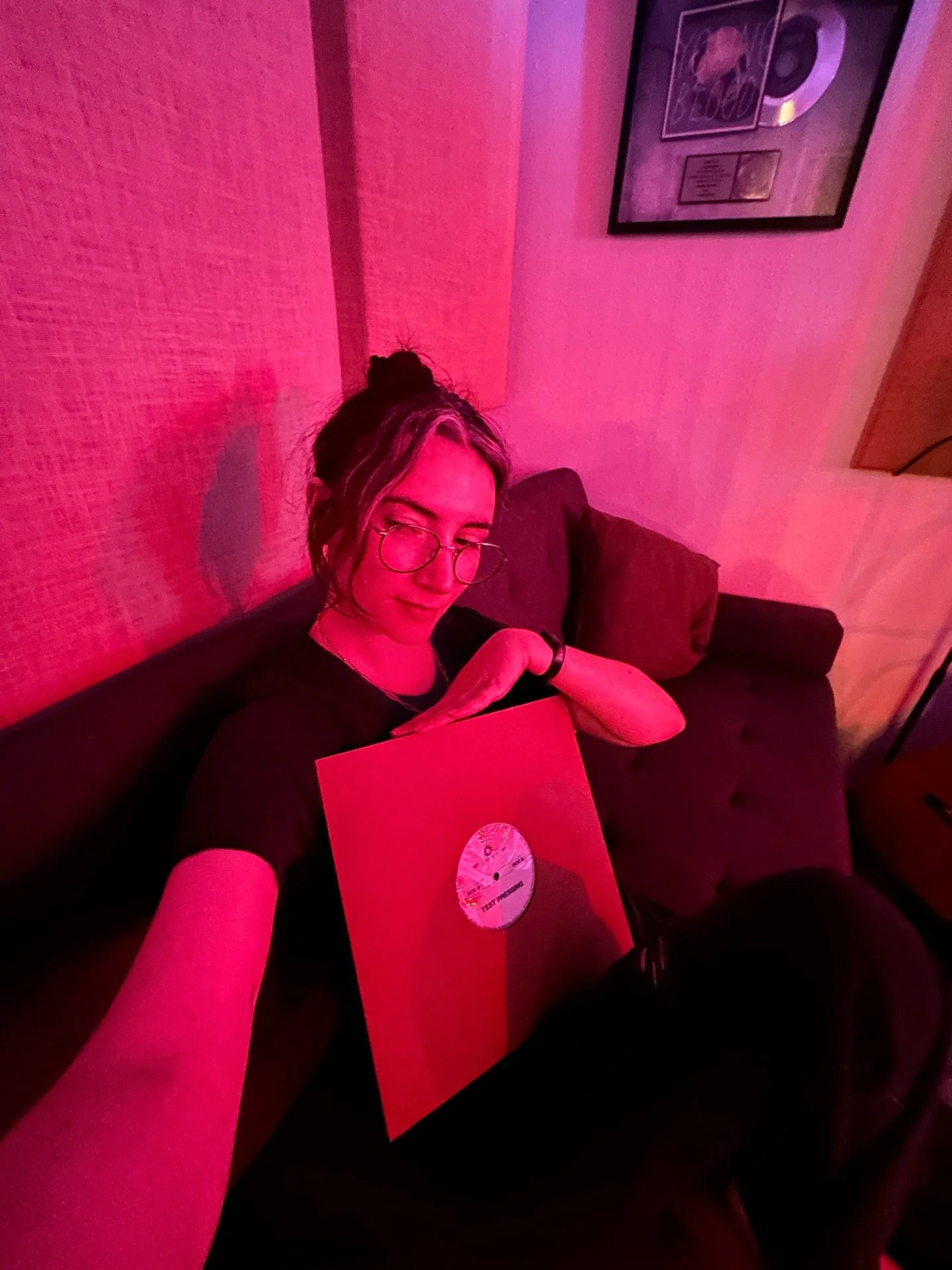 After 1 million years of waiting they&rsquo;re finally available !! 🥳🥳 Got my second test pressing last week so ideally will be able to ship them to yall within the next few weeks ! There&rsquo;s only 200 so on your bike 🚴🏻&zwj;♀️ 

Thanks again 