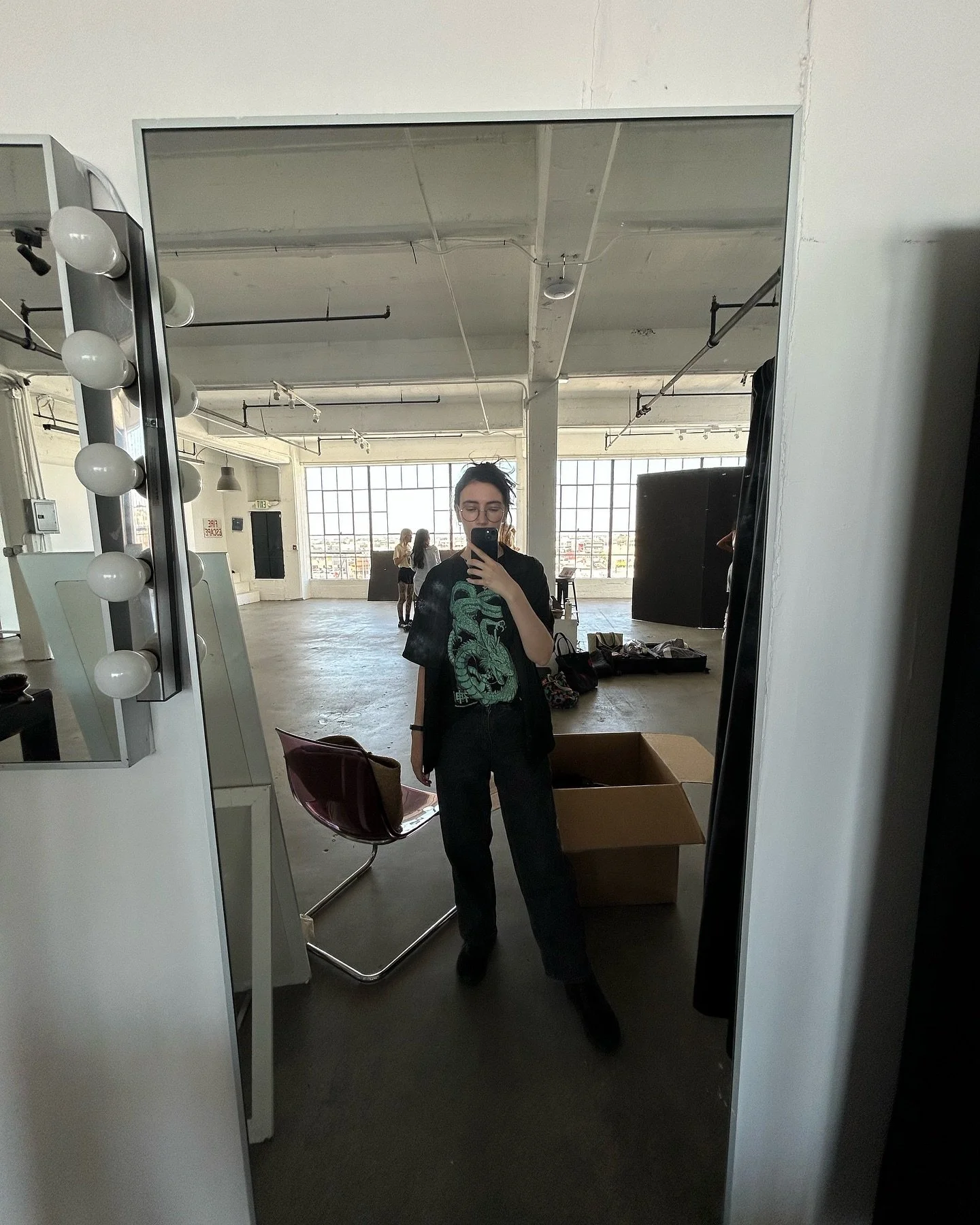 Hi it&rsquo;s just me in my dragon ball z tee wanting to say thanks to everyone for streaming In Hell this week and all the cute dms 🥹🥹 I guess now all that&rsquo;s left to put out is the entire album brb while I get my shit together ok cheers bbs?