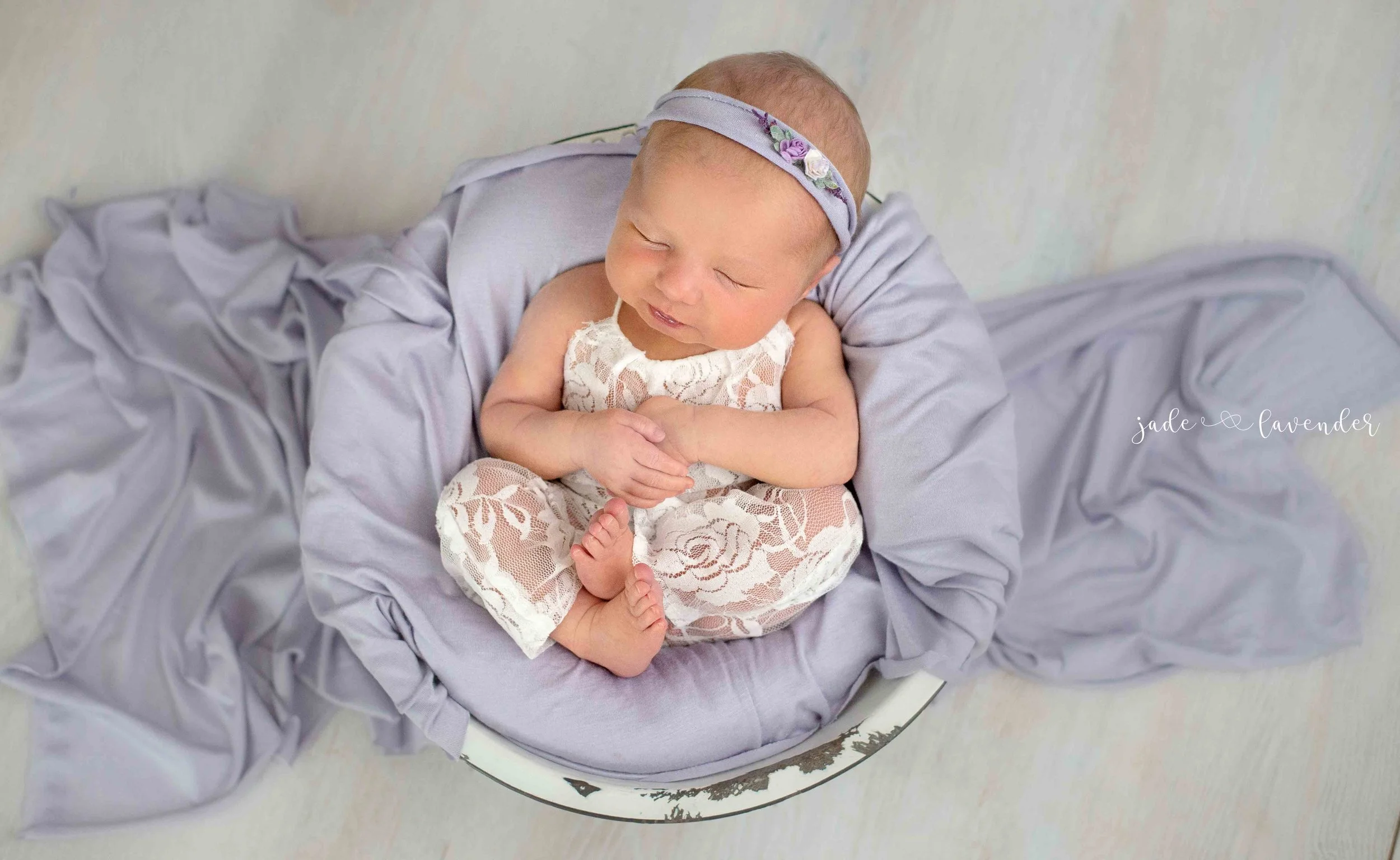 Newborn-photos-baby-photoshoot-spokane-washington-cute-purple-lace.jpg