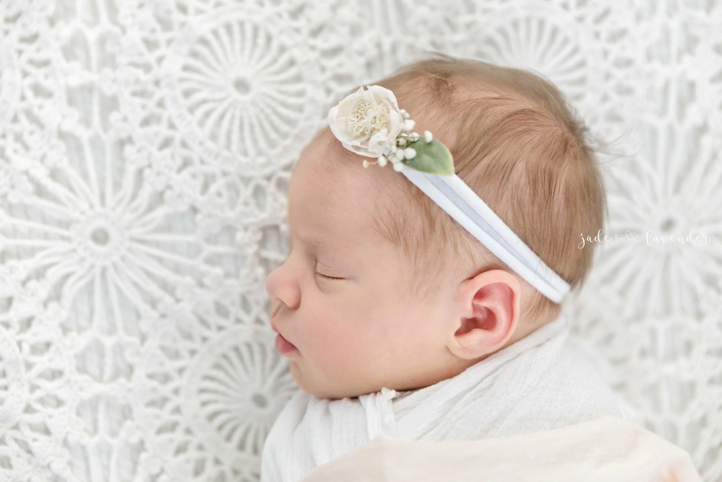 baby-images-infant-photos-photogrpah-professional-newborn-photoshoot-local-spokane-washington (4 of 6).jpg