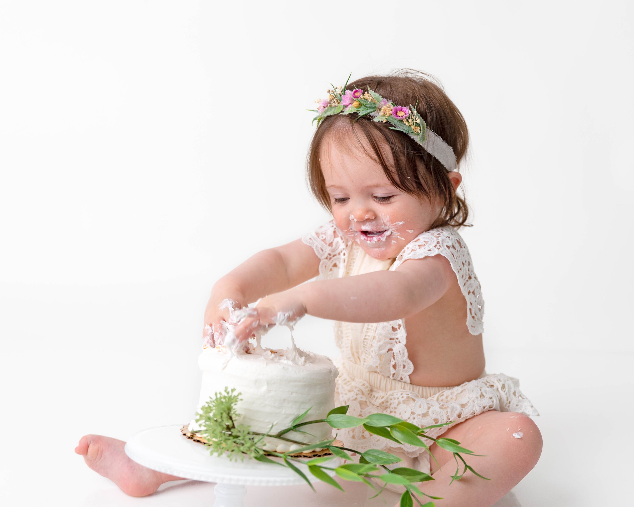 Cake-smash-one-year-old-photos-milestone-images-newborn-photography-baby-girl-spokane-washington-5.jpg