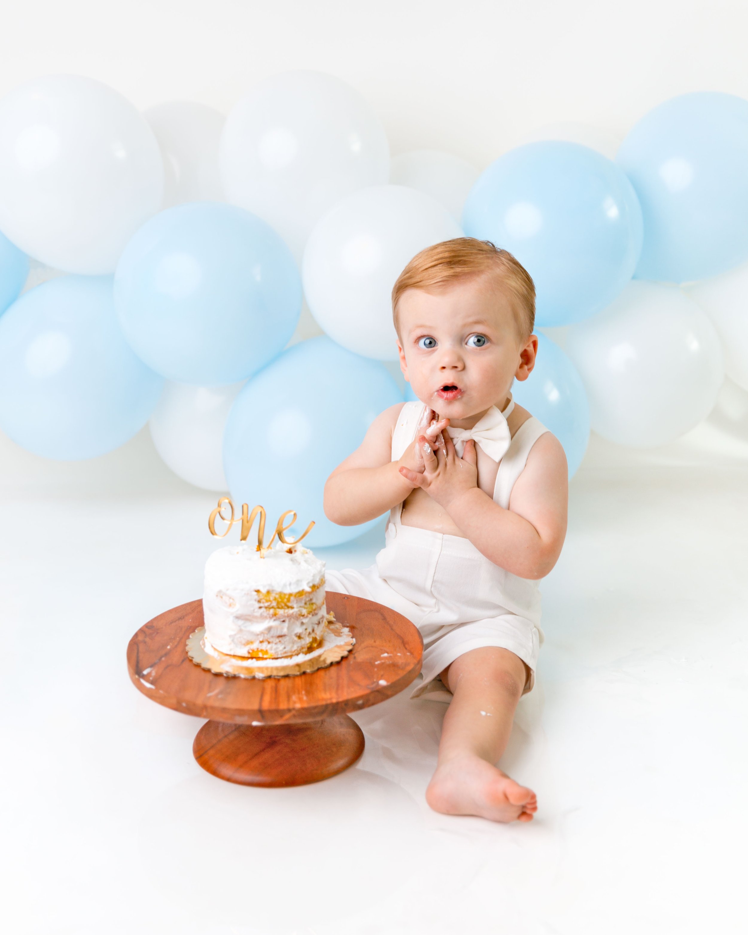 cake-smash-photos-first-birthday-images-milestone-photography-newborn-family-spokane-washington-4.jpg