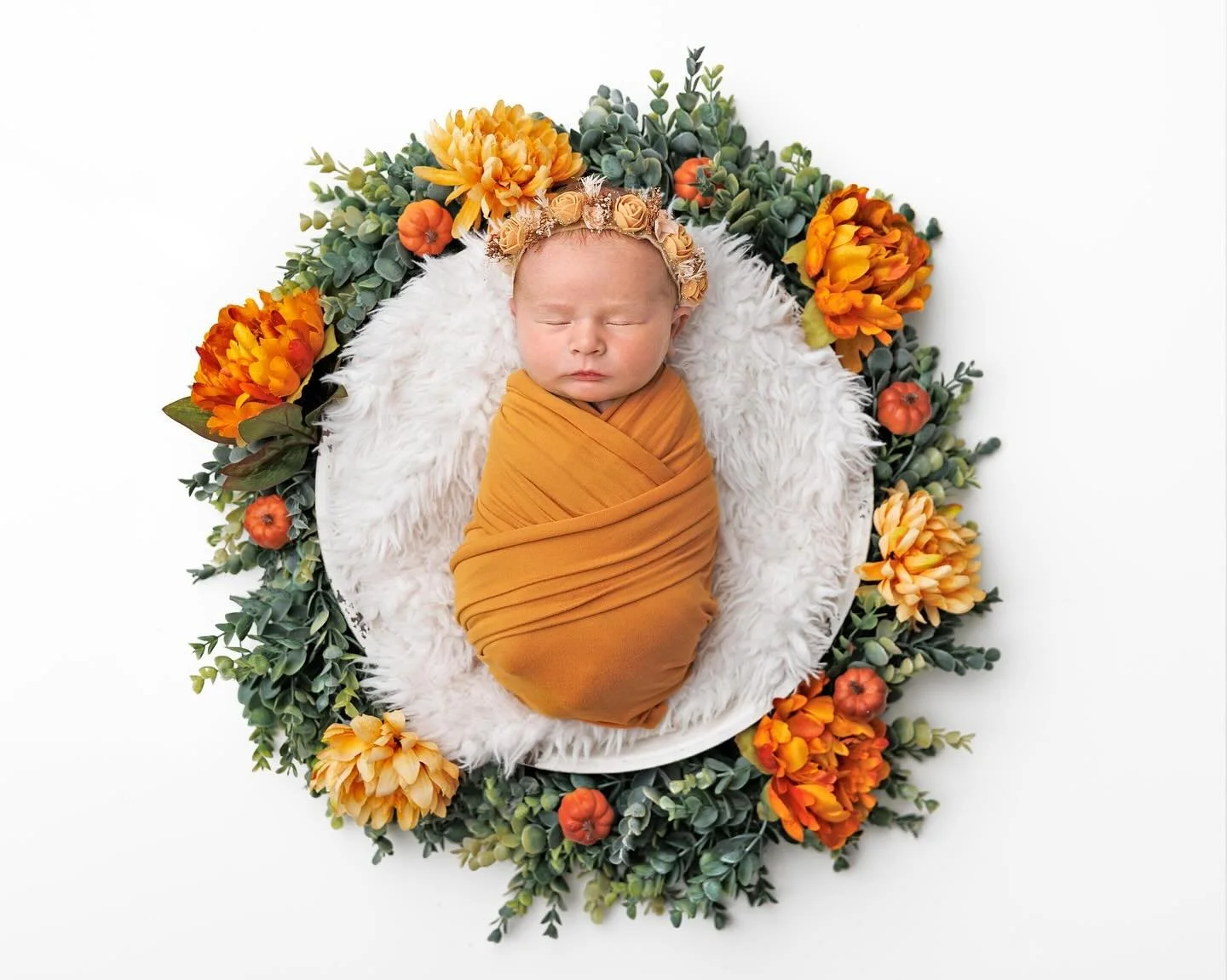 FALL in love with this sweet girl! 🍁🍂