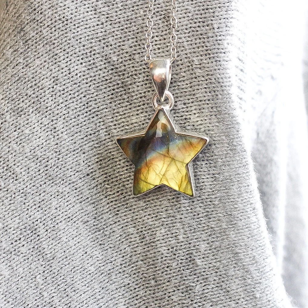 Multi Fire Star Labradorite Pendant