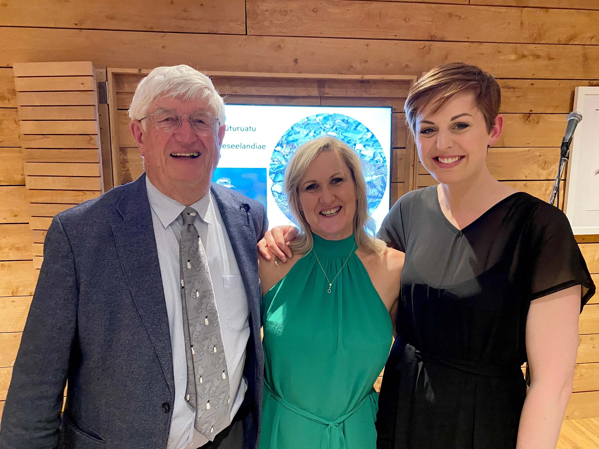 Standing with Denis Marshall (NZNF/Hawkshead) and Christine Erkkila (Kinross) 
