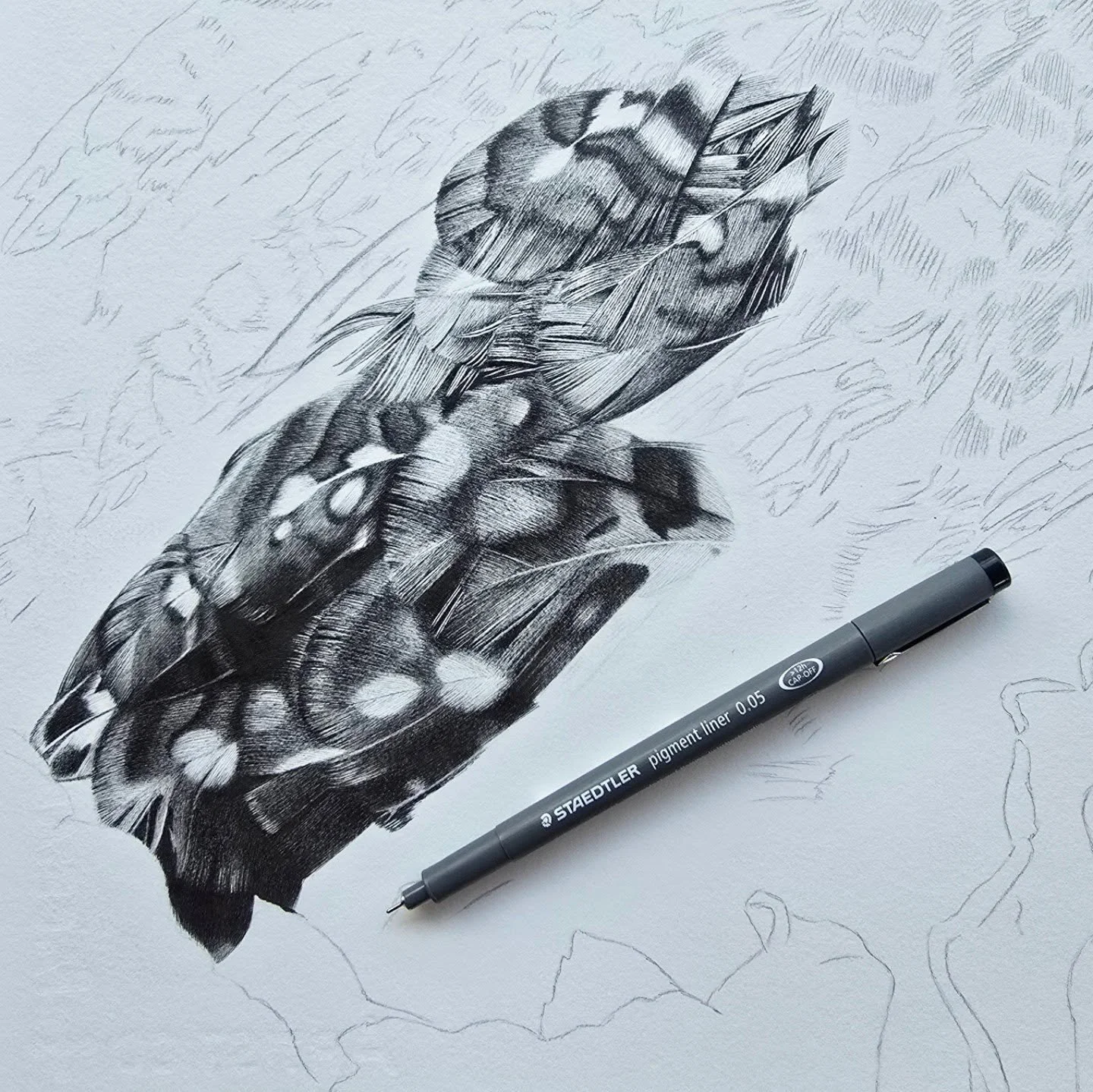 Beautiful kākāpō feather details 🪶  I'm making good progress!