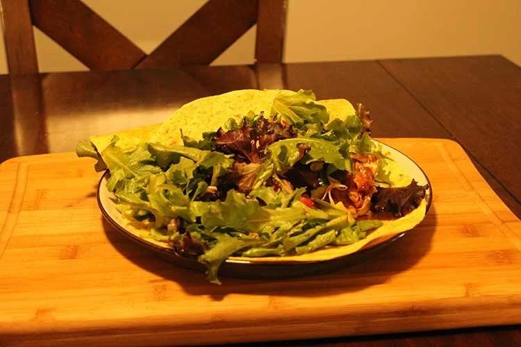 Handheld salad
