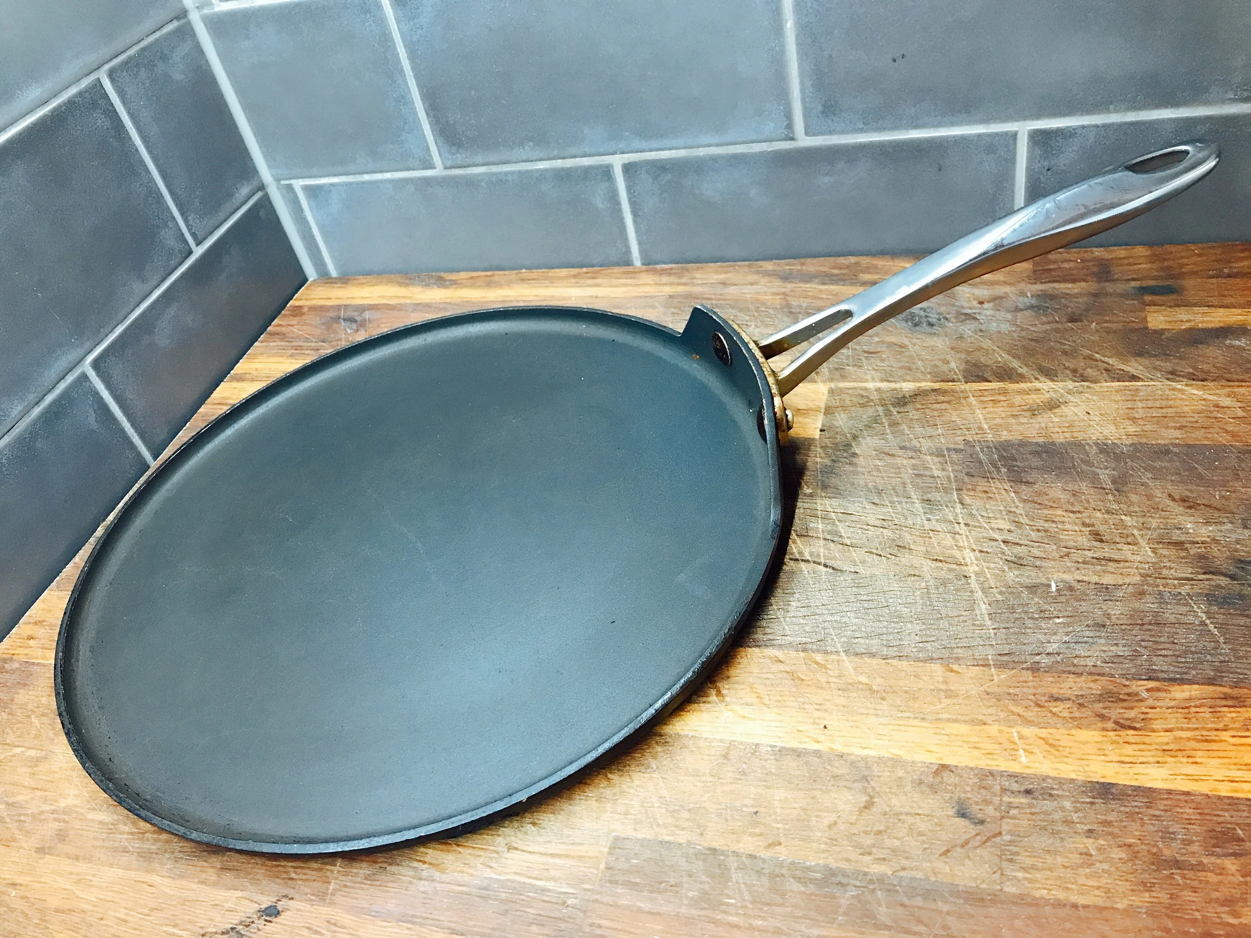 Big boy pancake pan