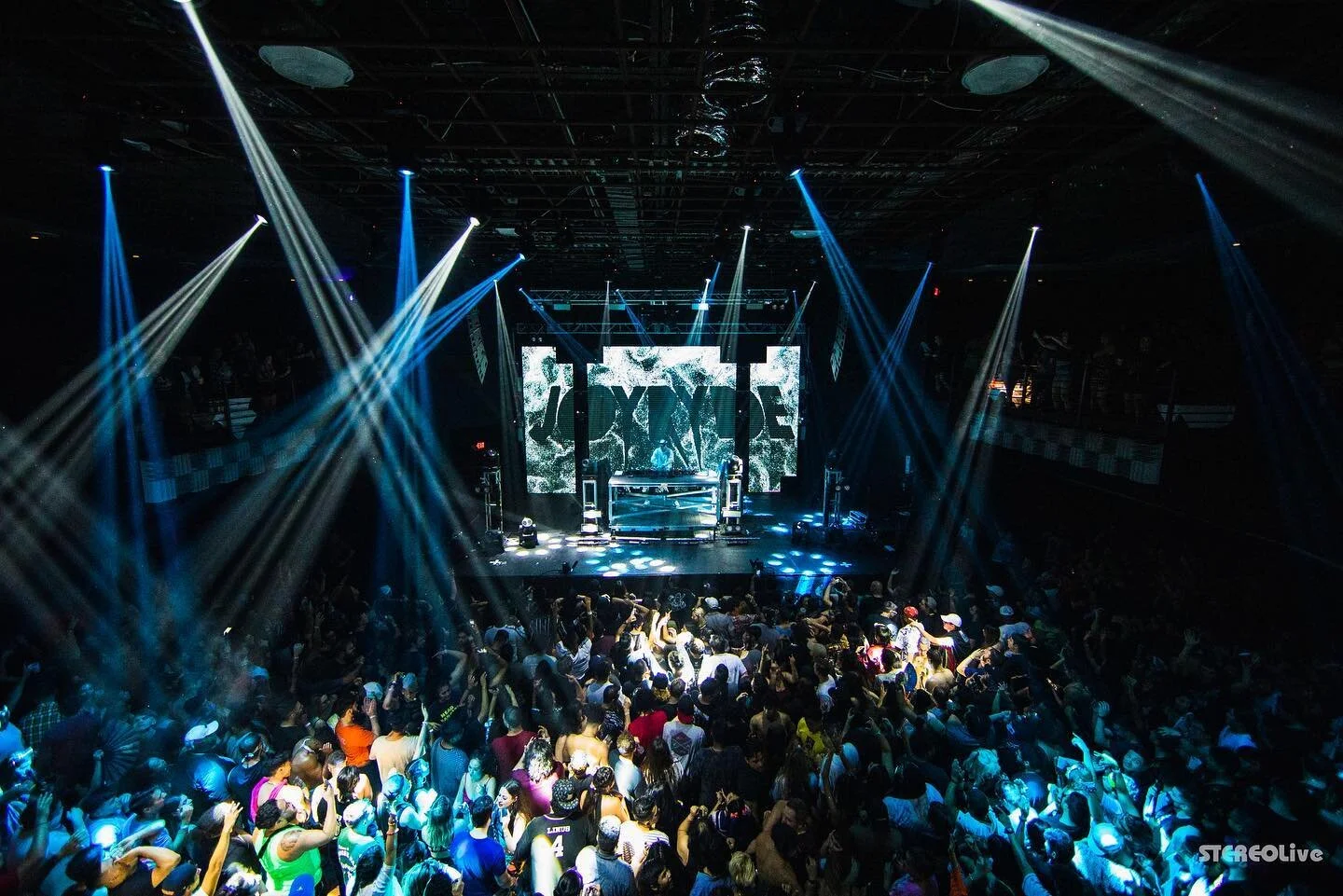 JoyRyde at StereoLive Houston! Amazing pictures of our production and the night by @skellymedia_