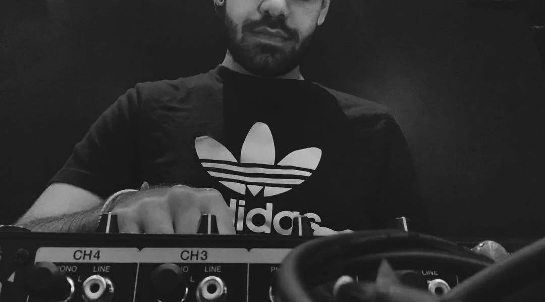 .
.
.
.
#musicproduction #music #musicproducer #producer #dj  #artist #producerlife #newmusic #instrumental  #musician #beat #mixtape #bhfyp #musicians #musiclife #recordingstudio #mixing #djlife #recording #musicstudio #art  #musicindustry #edm #und