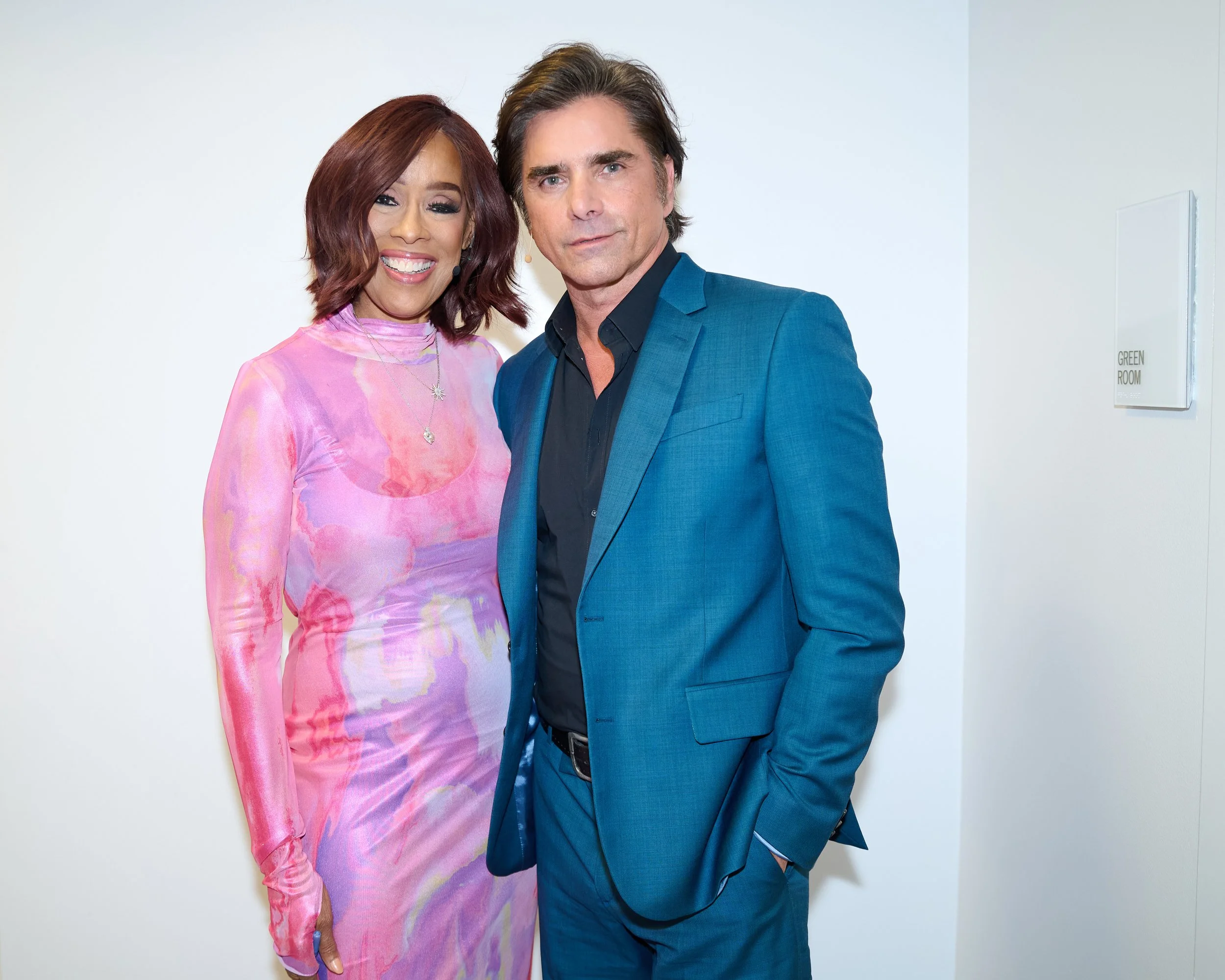 JohnStamos&GayleKing-002.jpg