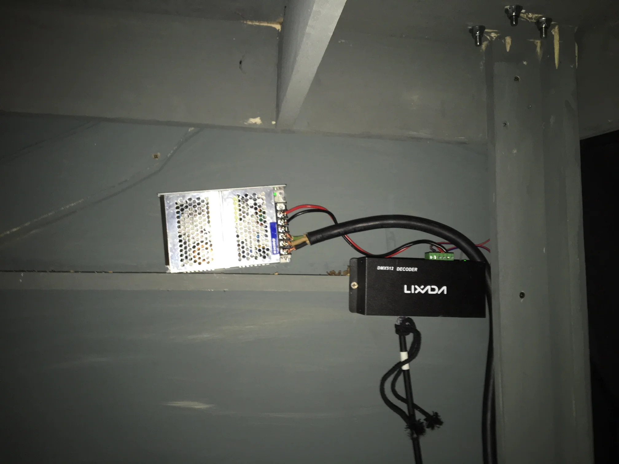 Powersupply and Decoder with power and DMX lines installed.