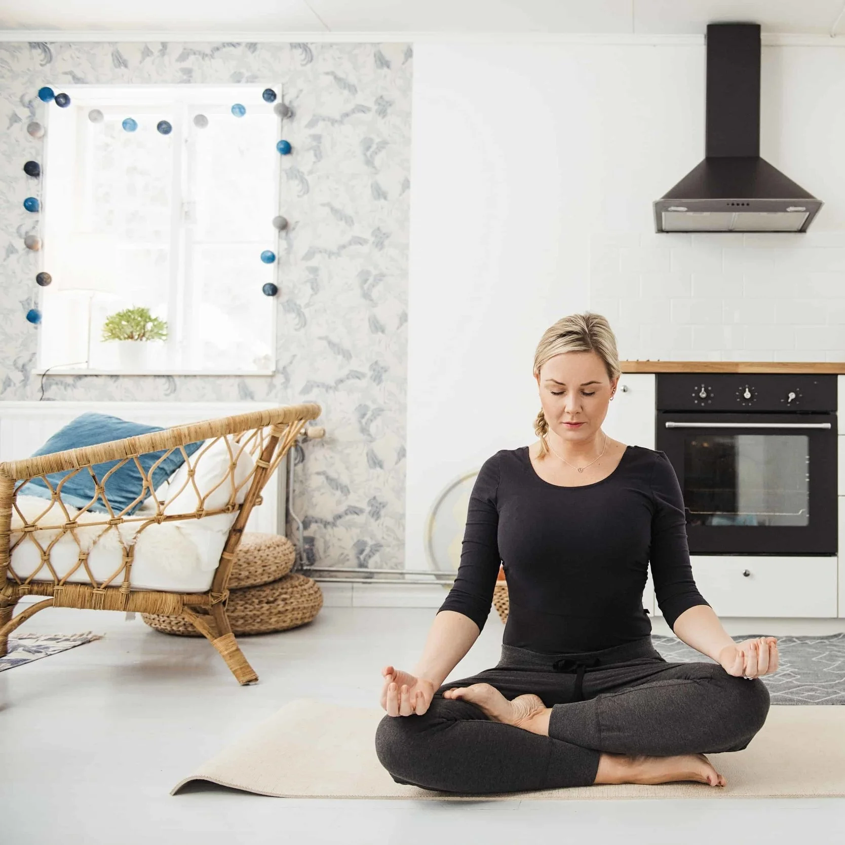 daily meditation at home - online meditation.jpg