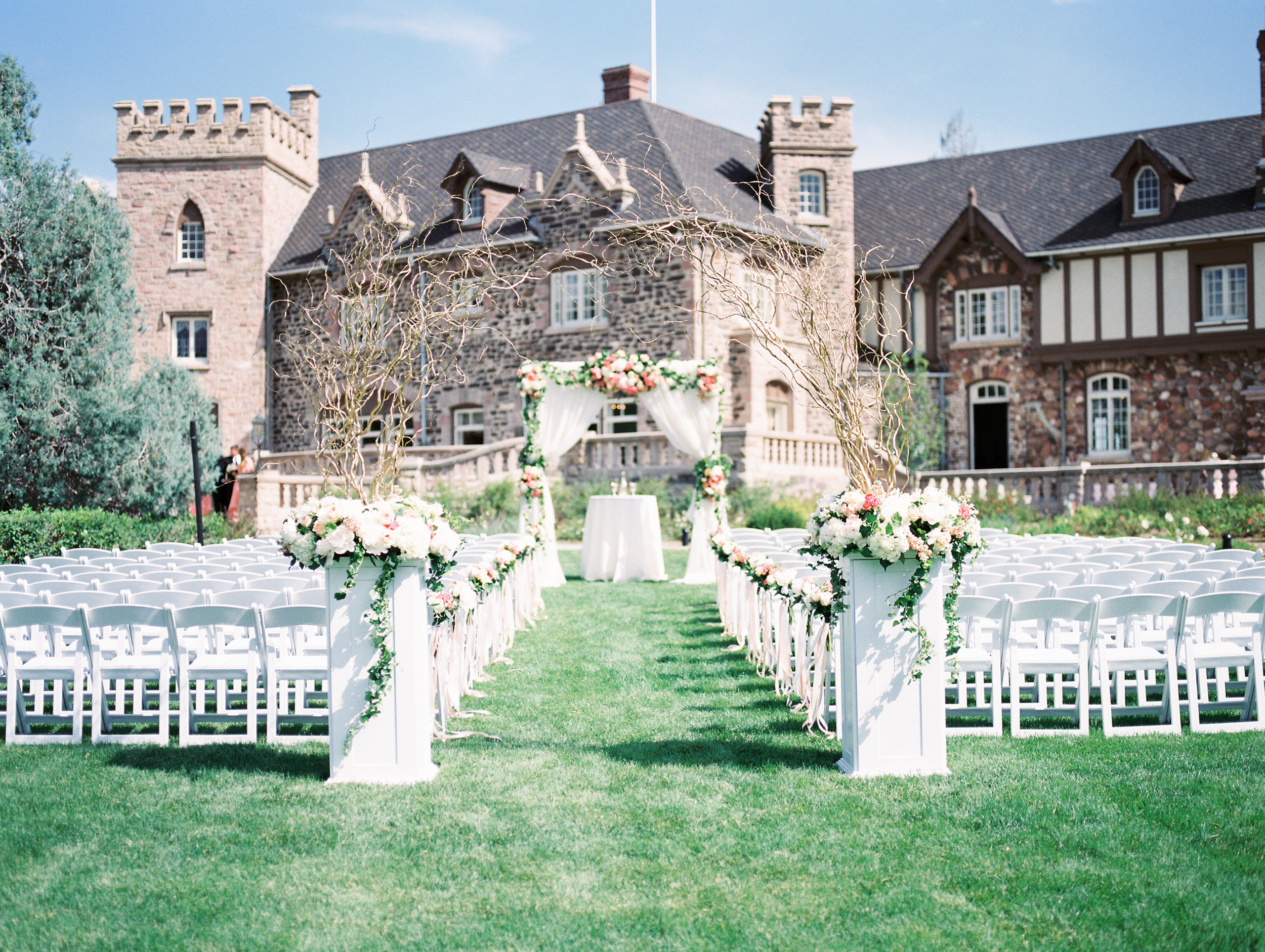 Beautiful-Classic-Mansion-Wedding81.jpg