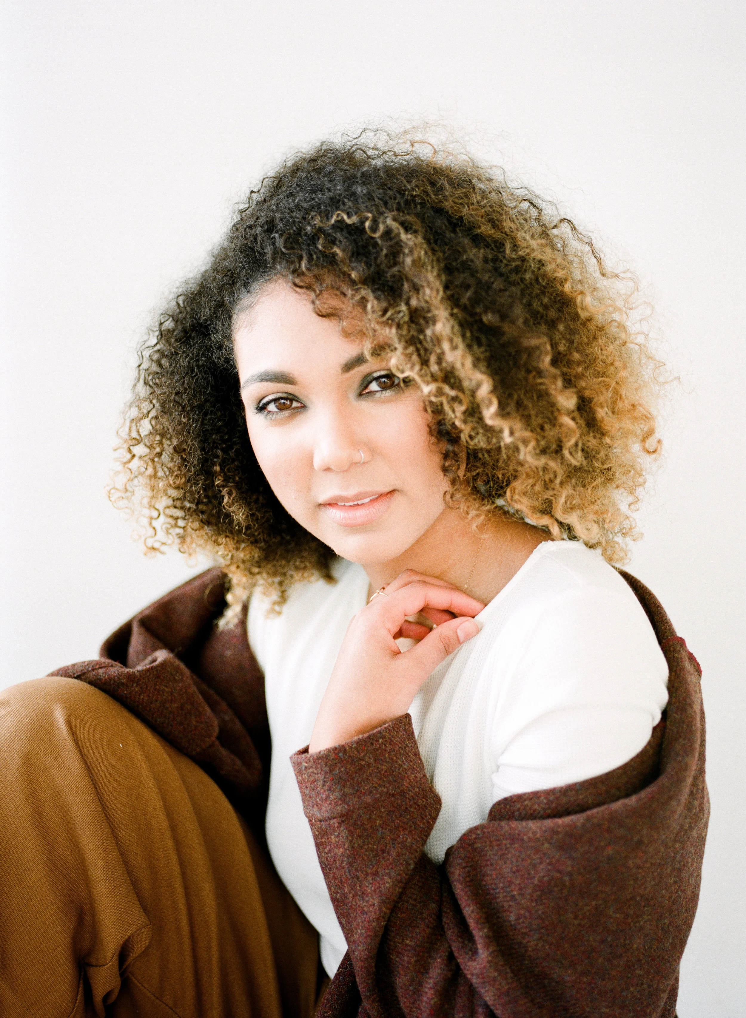 Minimal-Organic--Wholistic-Brand-Workshop-Promotional-Shoot63.jpg