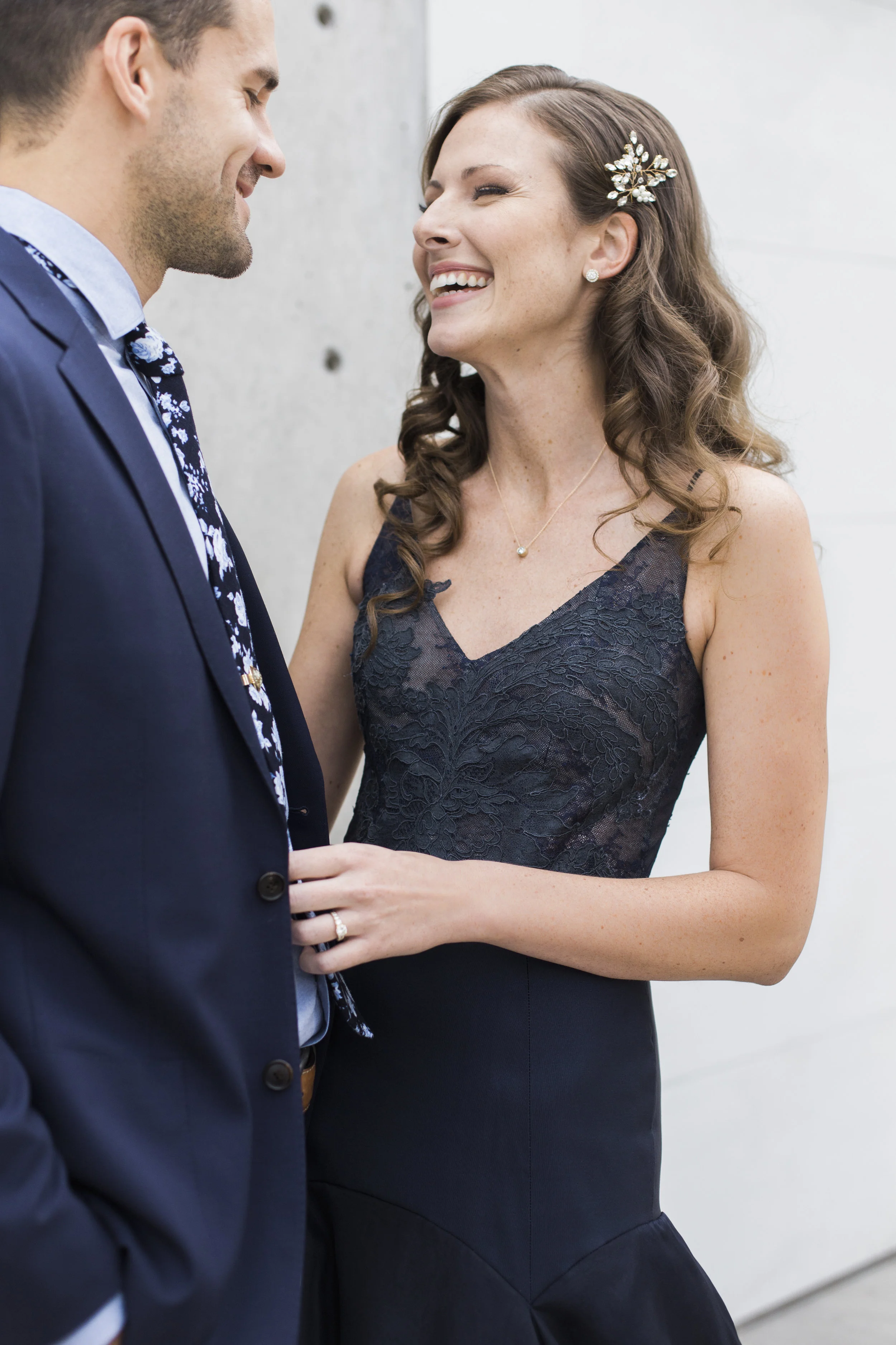 navy-Wedding-Dress-Martha-Stewart14.jpg