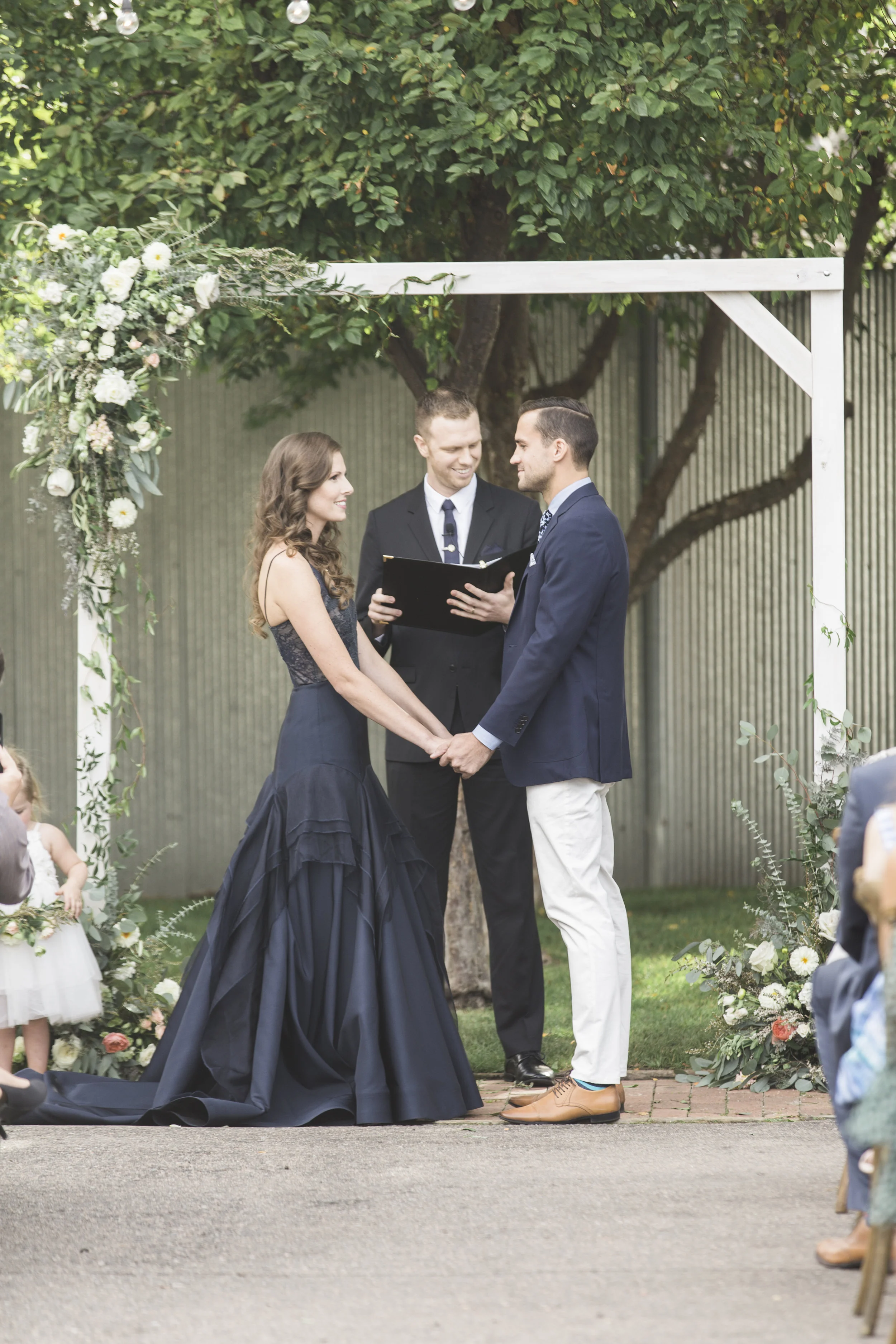 navy-Wedding-Dress-Martha-Stewart89.jpg