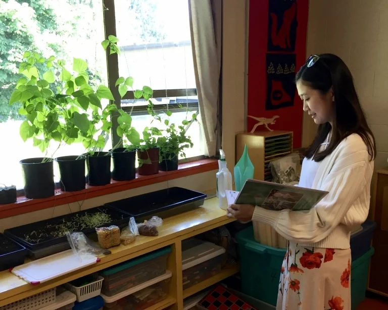 I visited one of the elementary school classrooms to see the Growing Chefs mission in action with children.