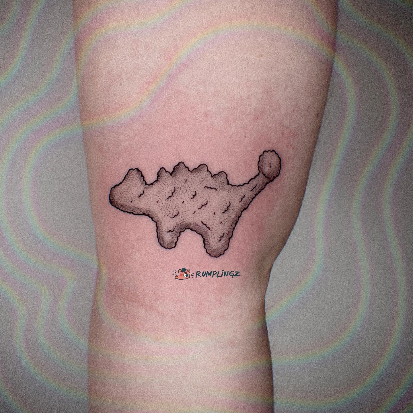 Ankylosauria dino nugget 🦕
.
.
.
.
.
.
.
.
.
#dinosaur #anklyosaurus #dinonuggets #supercutetattoos #smalltattoos #sanjosetattooartist