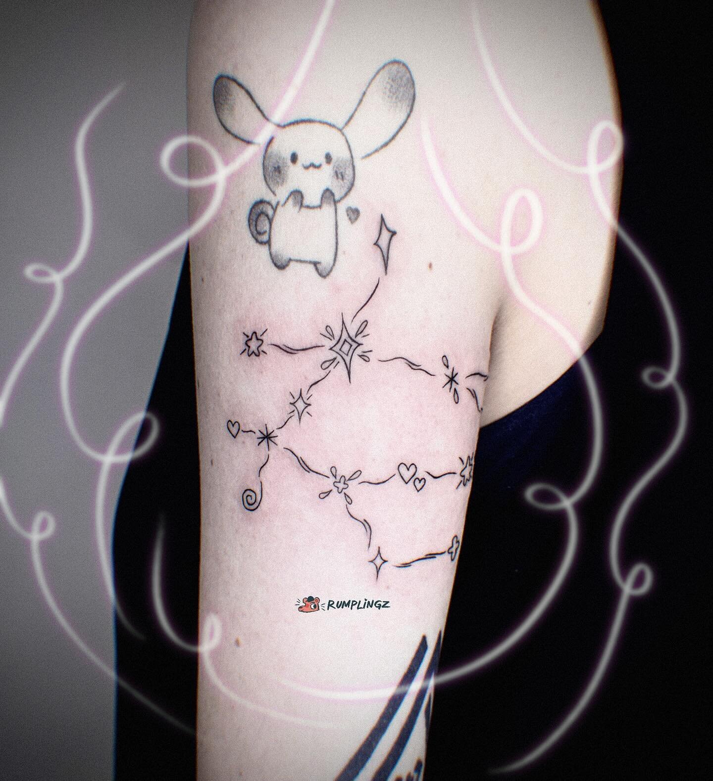 Gemini constellation 🌌 
I tried to incorporate more air elements and doubles of everything ✨ 
(Also healed Cinnamaroll from last year hehe)
.
.
.
.
.
.
.
.
#geminiseason #geminitattoo #geminitattoos #constellationtattoo #sanjosetattoos #sanjosetatto