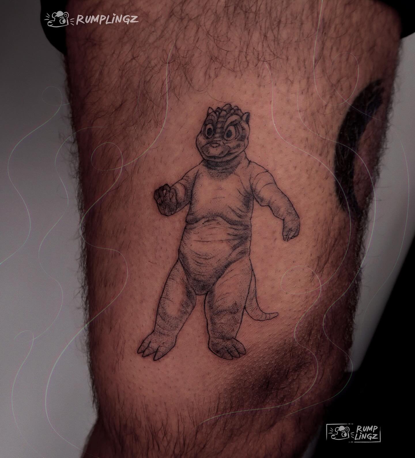 Baby Godzilla for Kevin 
 saurrr cute 🥰 

also omg Ive been so bad at posting recently lmao I will try to be better!! new flash soon!!
.
.
.
.
.
.
.
.
#godzilla #godzillatattoo #babygodzilla #babygodzillatattoo #kaijumonster #godzillaart #sanjosetat