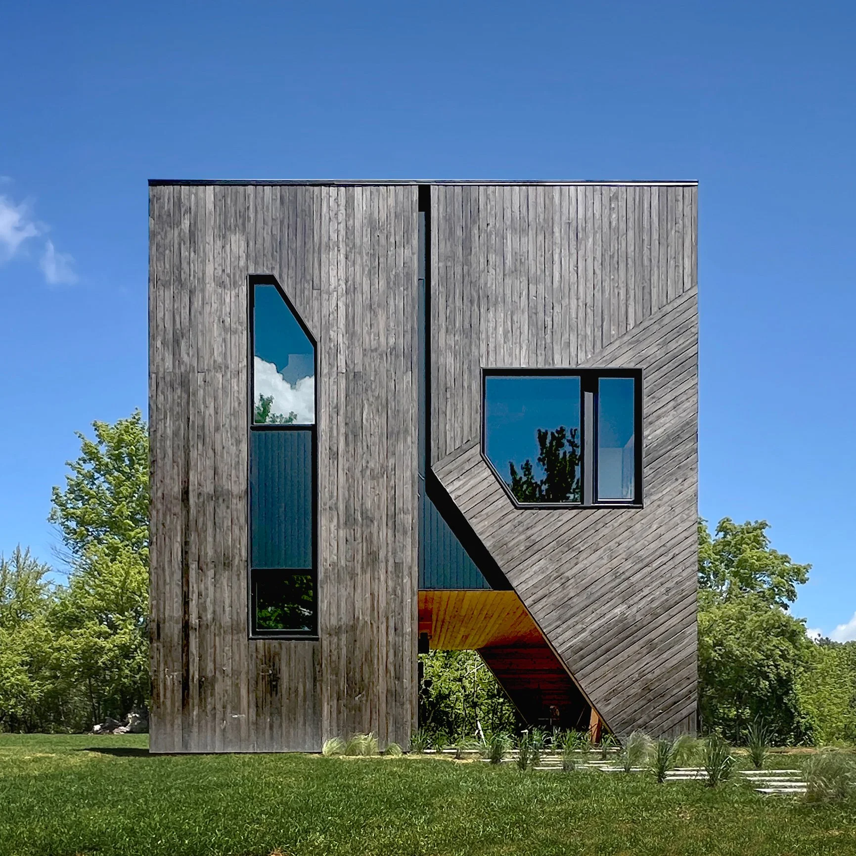 FORMA_House on a Hill_thumb.jpg