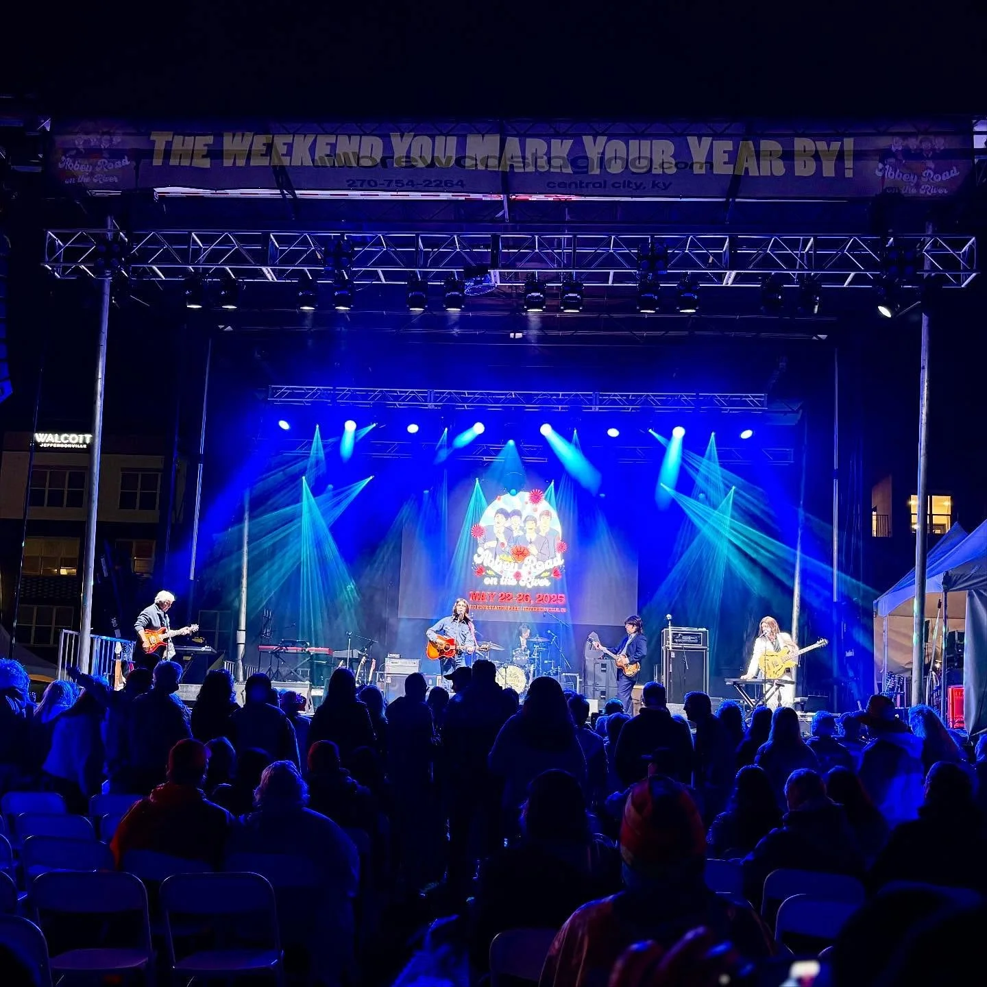 Beatles vs Stones are coming back to Abbey Road on the River 2026! We can&rsquo;t wait to see who wins as the better band! (It&rsquo;s the Beatles, obvs). 

Who would you choose? 

📍@abbeyrdfestival 
📆 May 21-25, 2026
🎫 AROTR.com

@beatlesvsstones