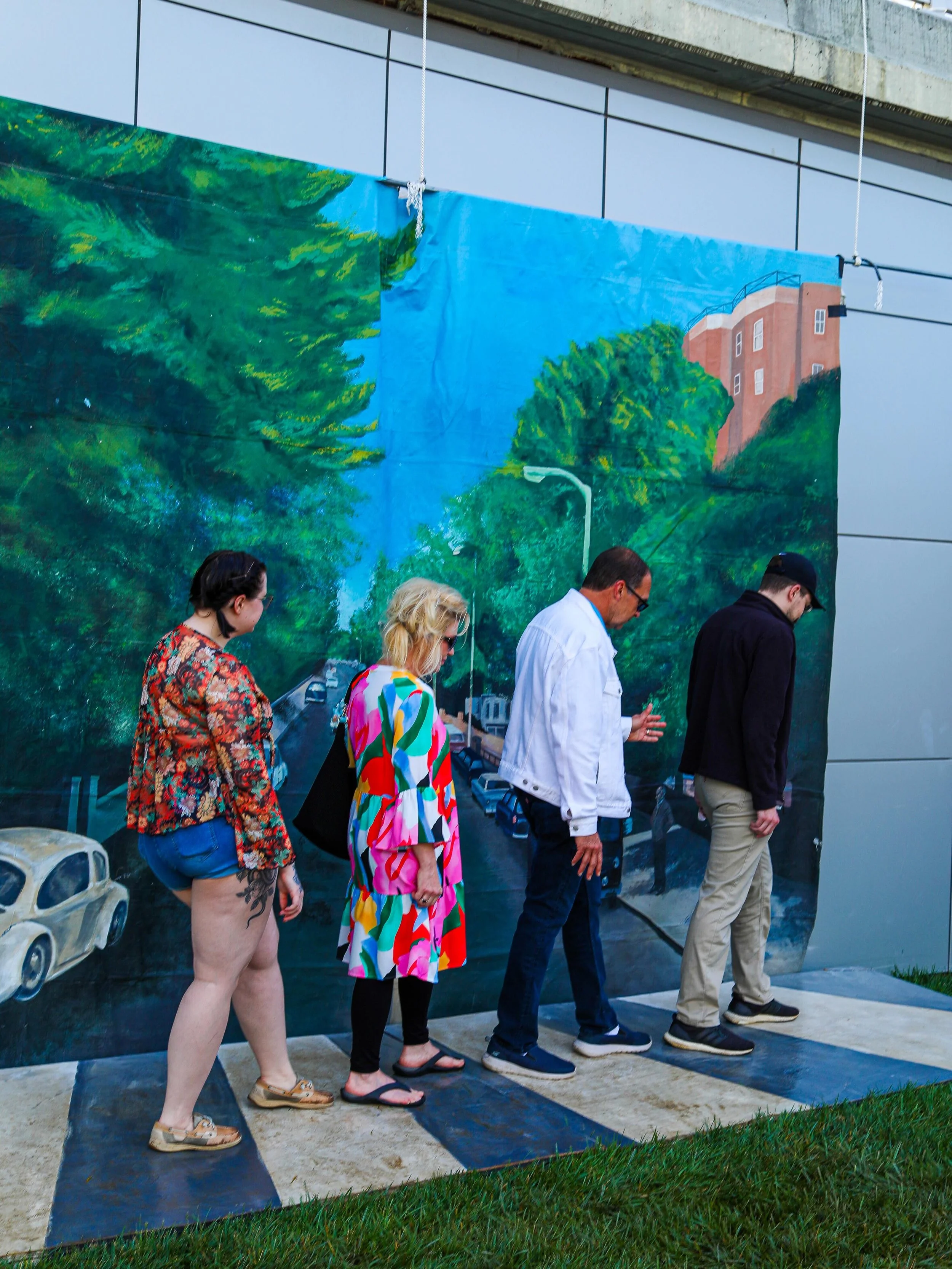 It&rsquo;s the last day&hellip; make sure you stop by one of our photo op&rsquo;s and take some photos with your AROTR crew to commemorate the weekend!!📸
📸: @emilygrace.photo 
#arotr #musicfestival #thebeatles #abbeyroadontheriver #beatles