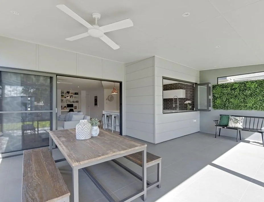 outdoor entertaining.jpeg