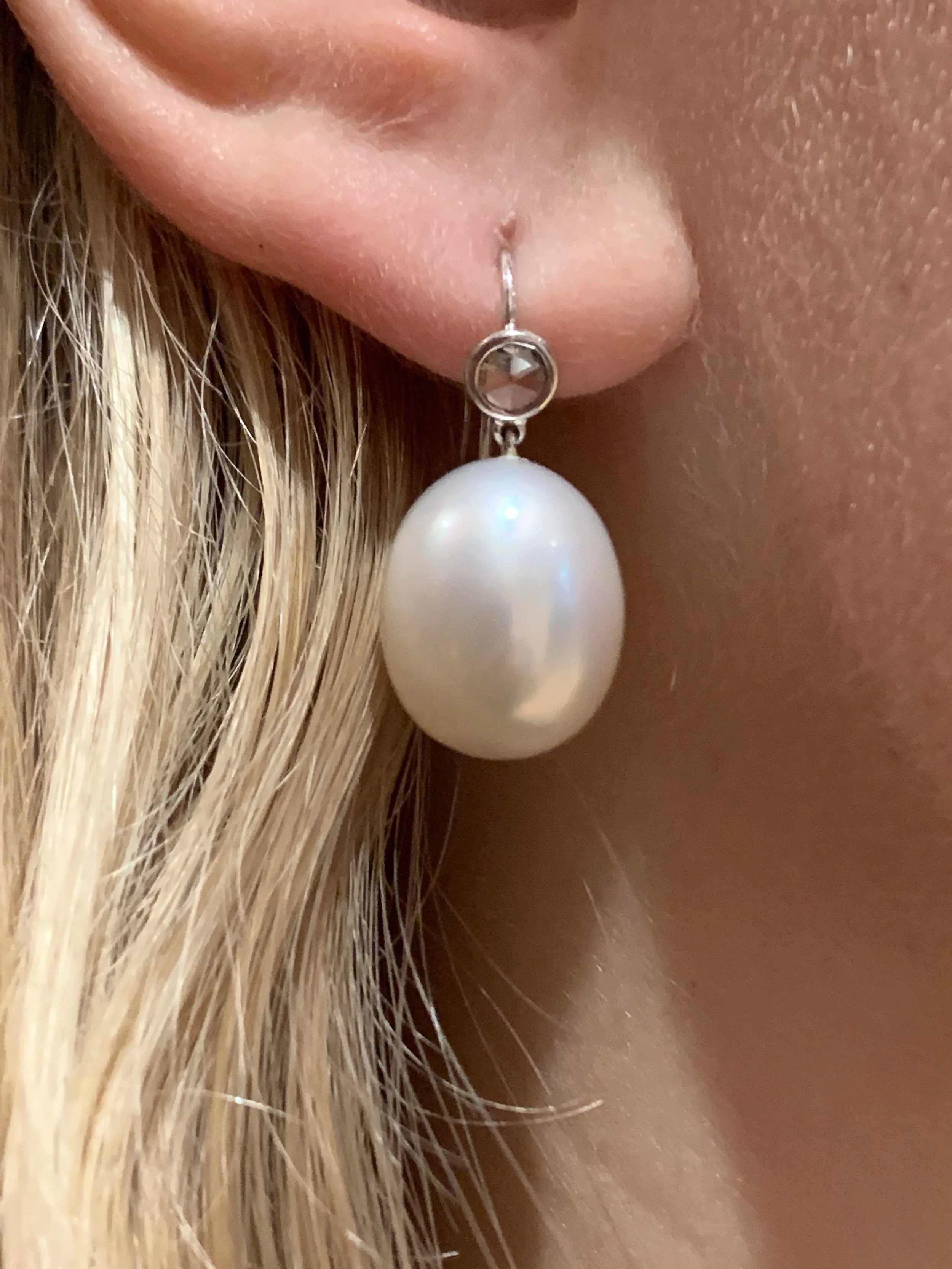 Tahitian Pearl Earring