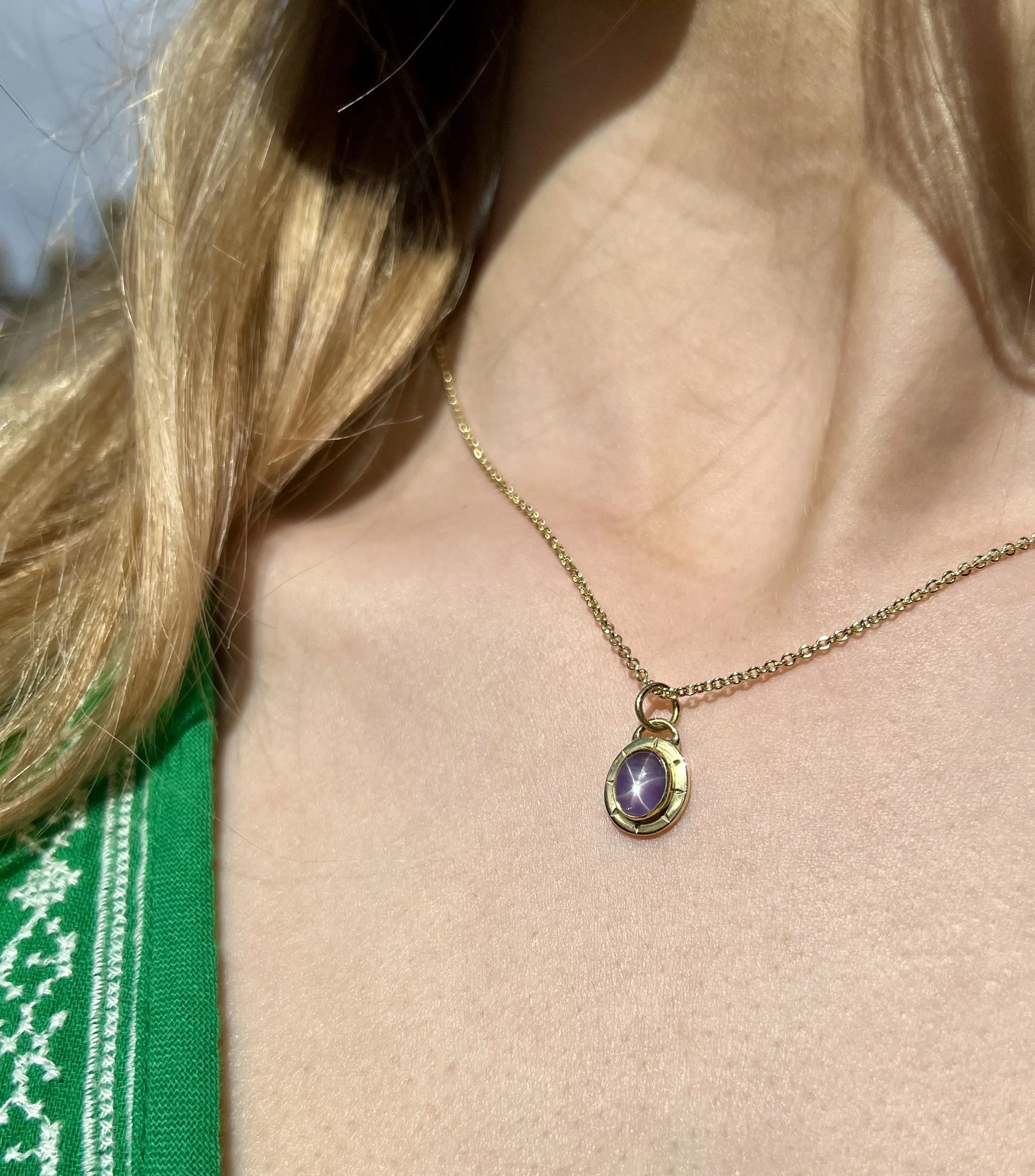 Purple Star sapphire.jpg