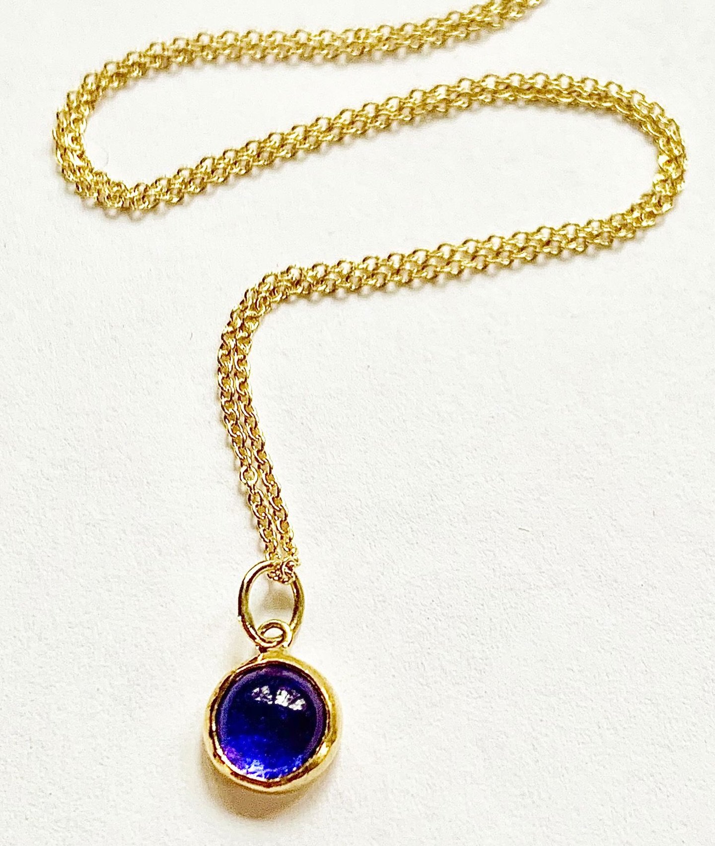 Celebrating the Tanazanite #birthstone for all the December babies &hellip;.
This was a lovely tanzanite - small but a beauty&hellip; 💙