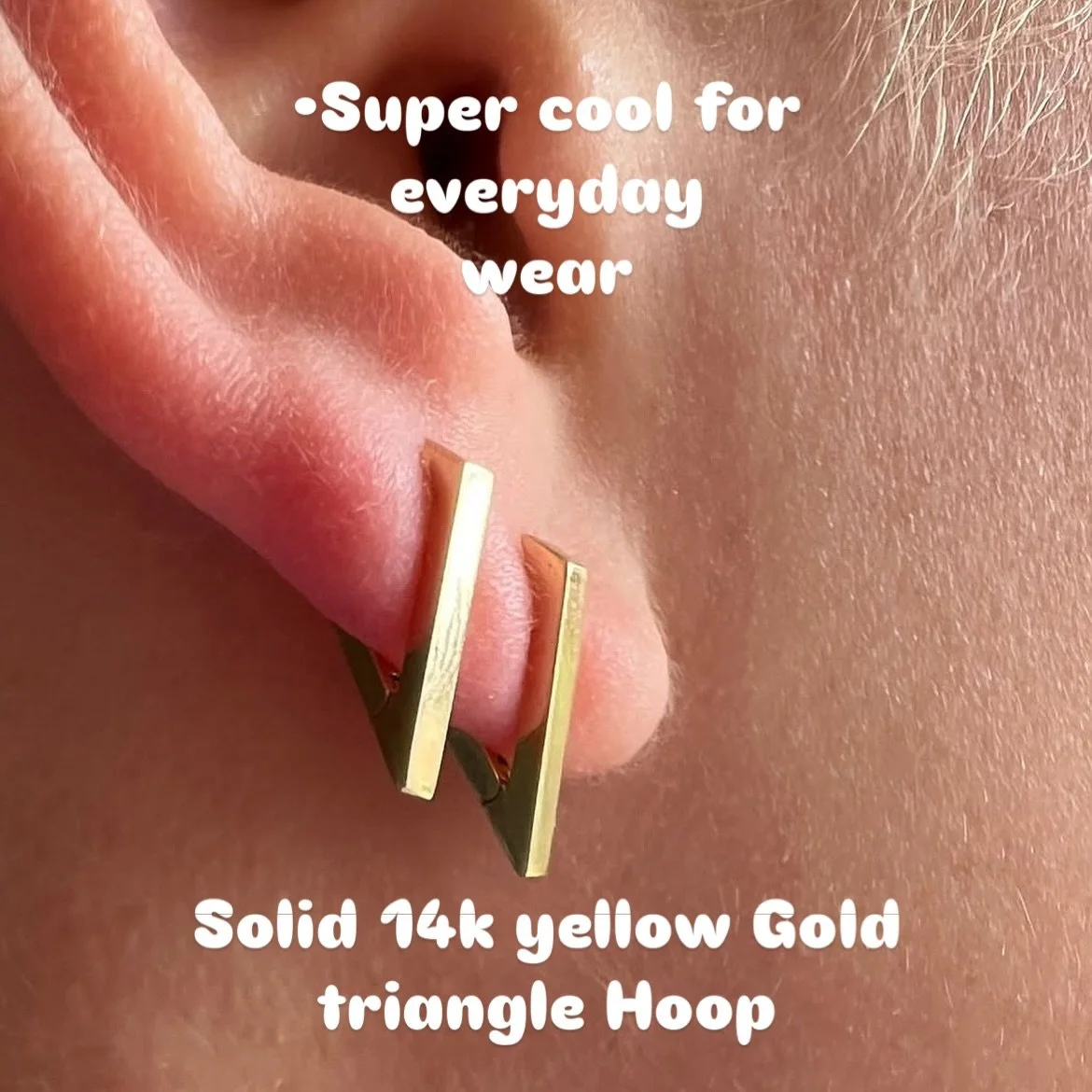 Triangle Huggie Hoop in solid Gold 

#huggiehoop #trainglehoopearrings #goldhuggie