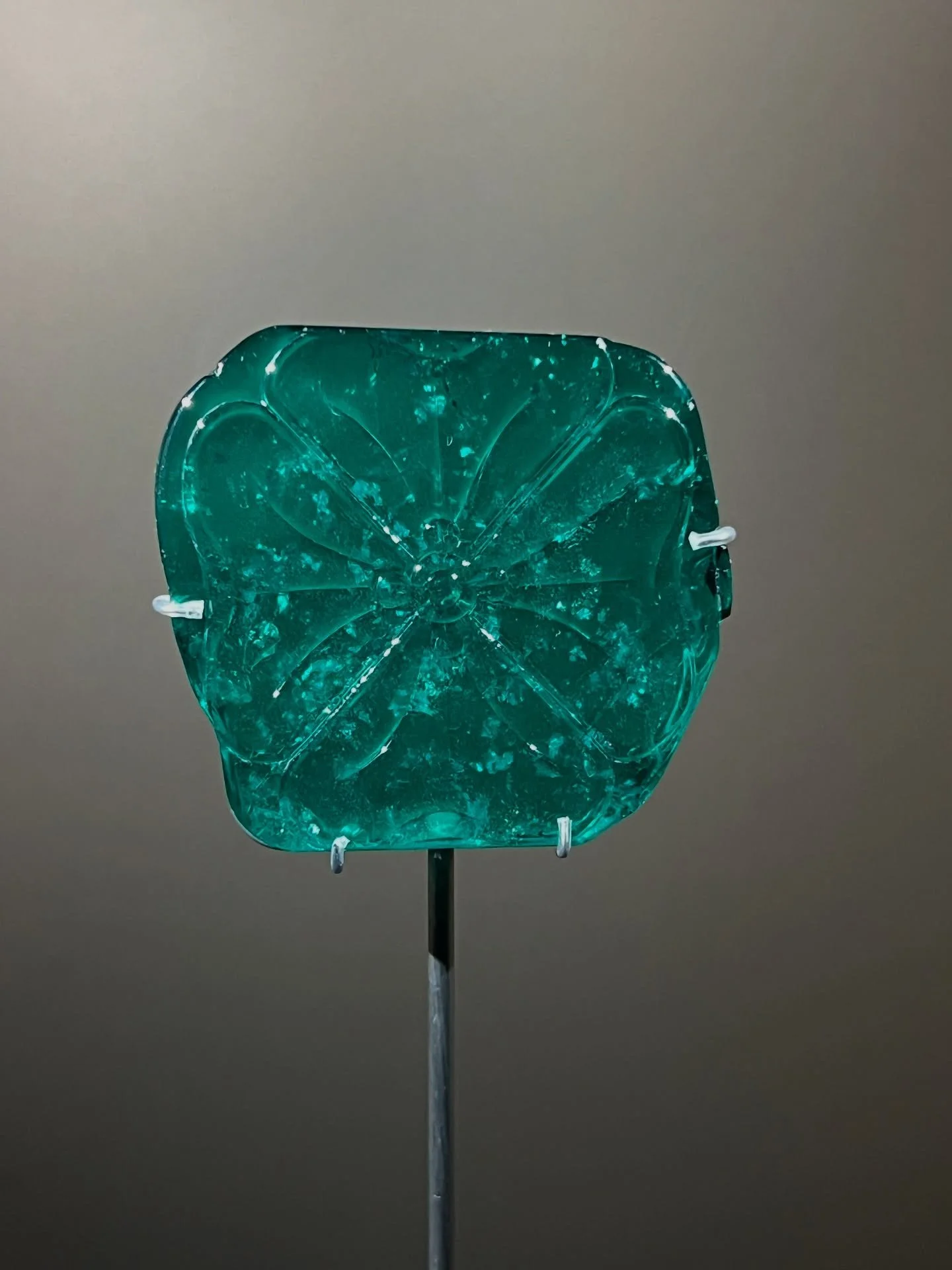 Beautiful jewels at Dynastic Jewels @hoteldelamarine Paris