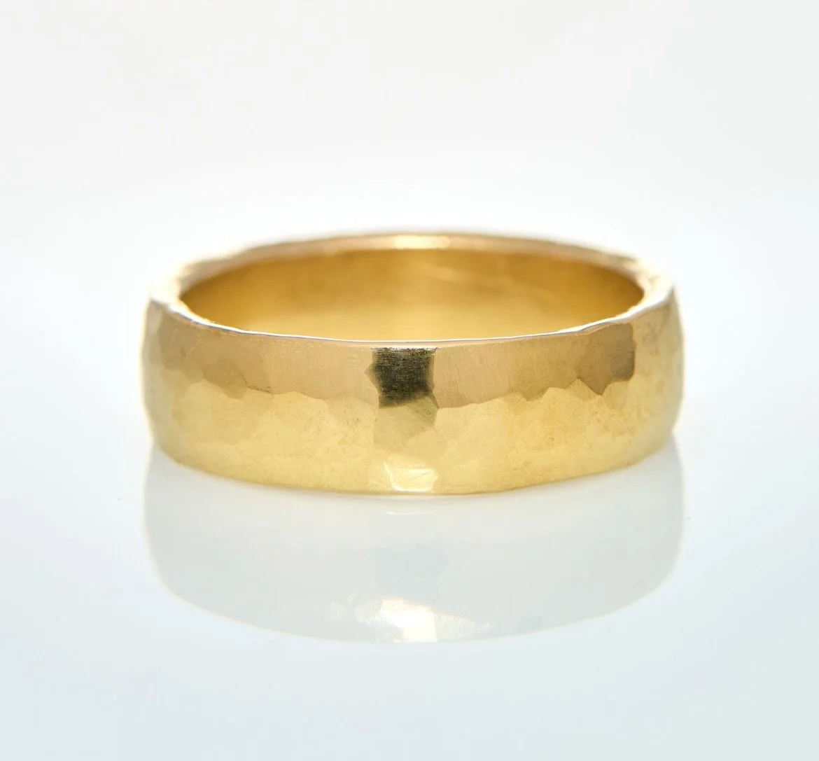 A ring made the old way.

The 22k gold alloy was mixed by hand, then forged and textured to create this custom piece.

If you&rsquo;re looking for a ring made just for you, commissions are open.

#22kgold #custommadejewellery #handmadegold #goldsmith