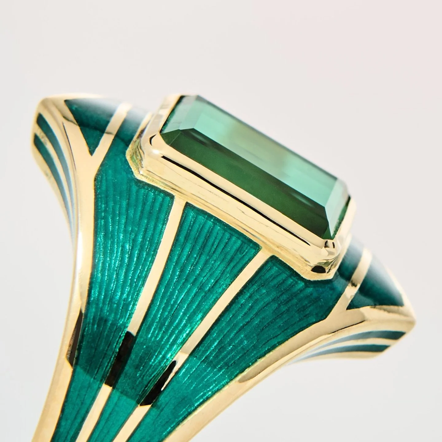 Bespoke Ring &bull; Tourmaline and Champleve enamel - hand engraved and designed by #cassiajewellery #bespokejewellery #bespokejeweller