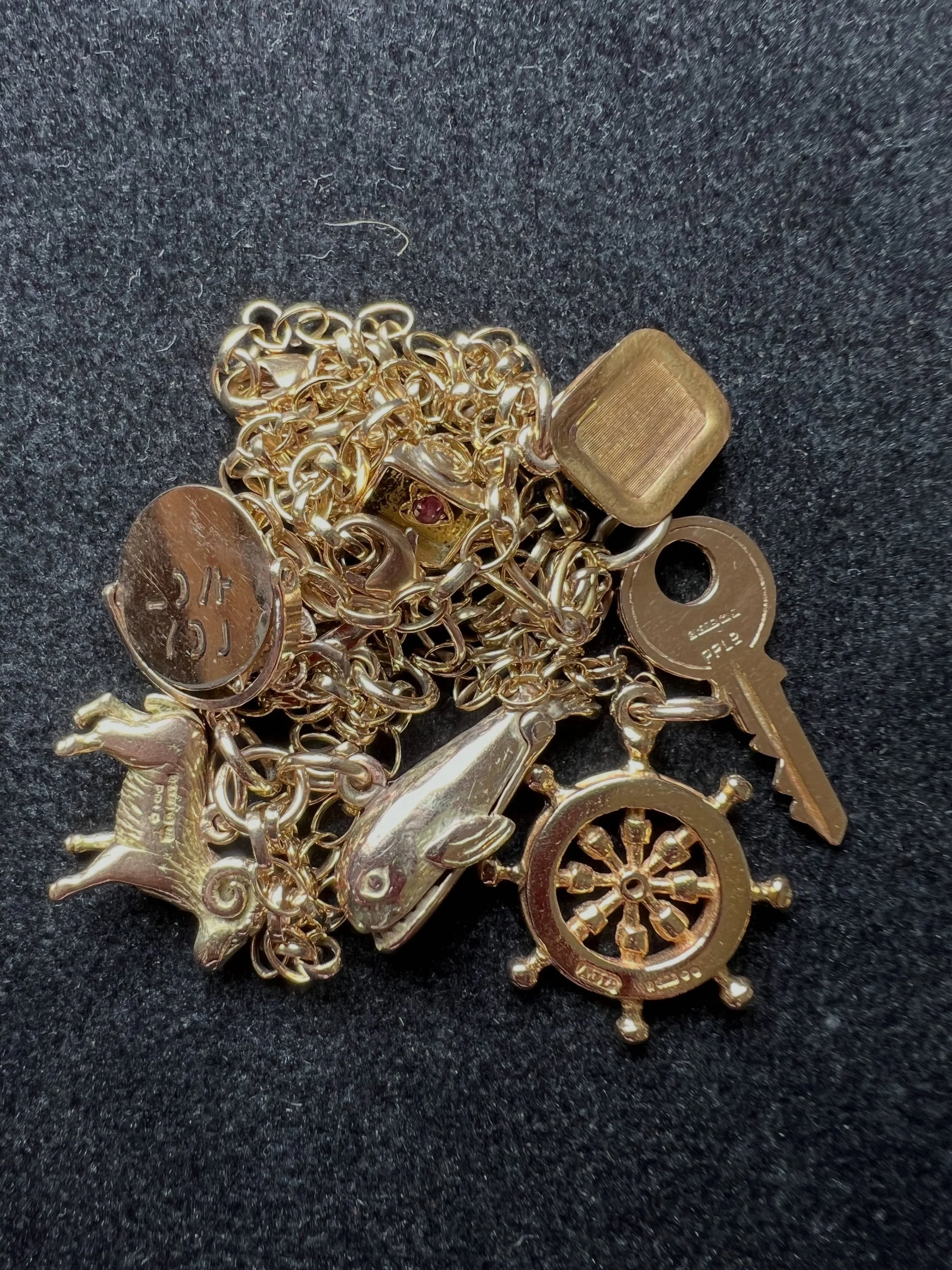 Mending, restoring and adding wonderful charms onto a necklace &hellip; special treasures and memories&hellip; 

#charmnecklace #charms #necklace #goldnecklaces #cassiajewellery