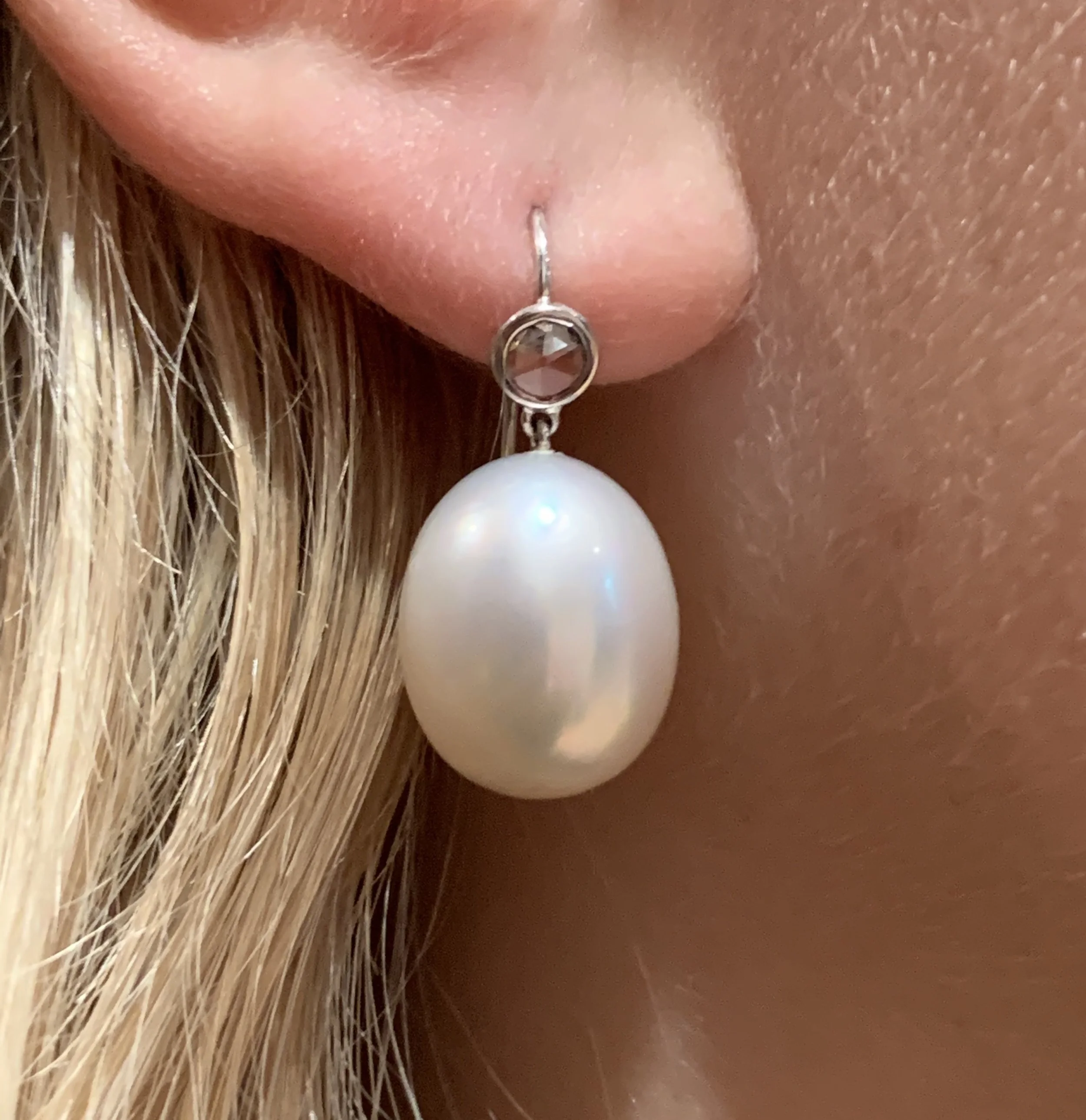 Tahitian Pearl Earring