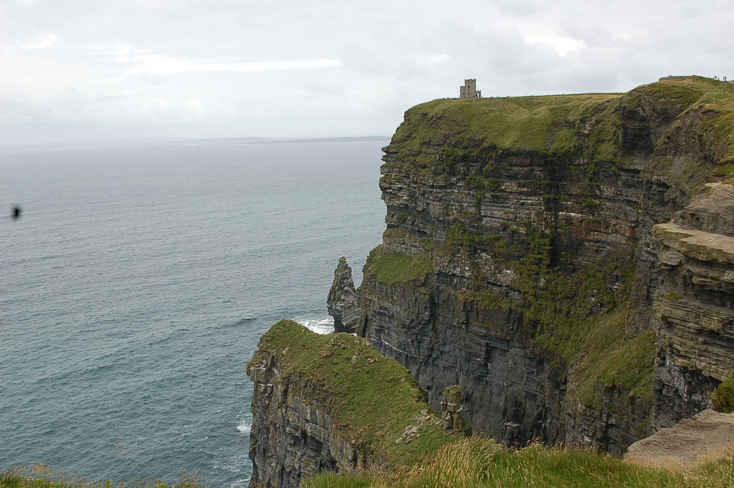O'Brien's Tower, Cliffs of Moher, Ireland Observationsfromabroad.com Travel Culture and Lifestyle Advice Photo by Laura Eberschveiler
