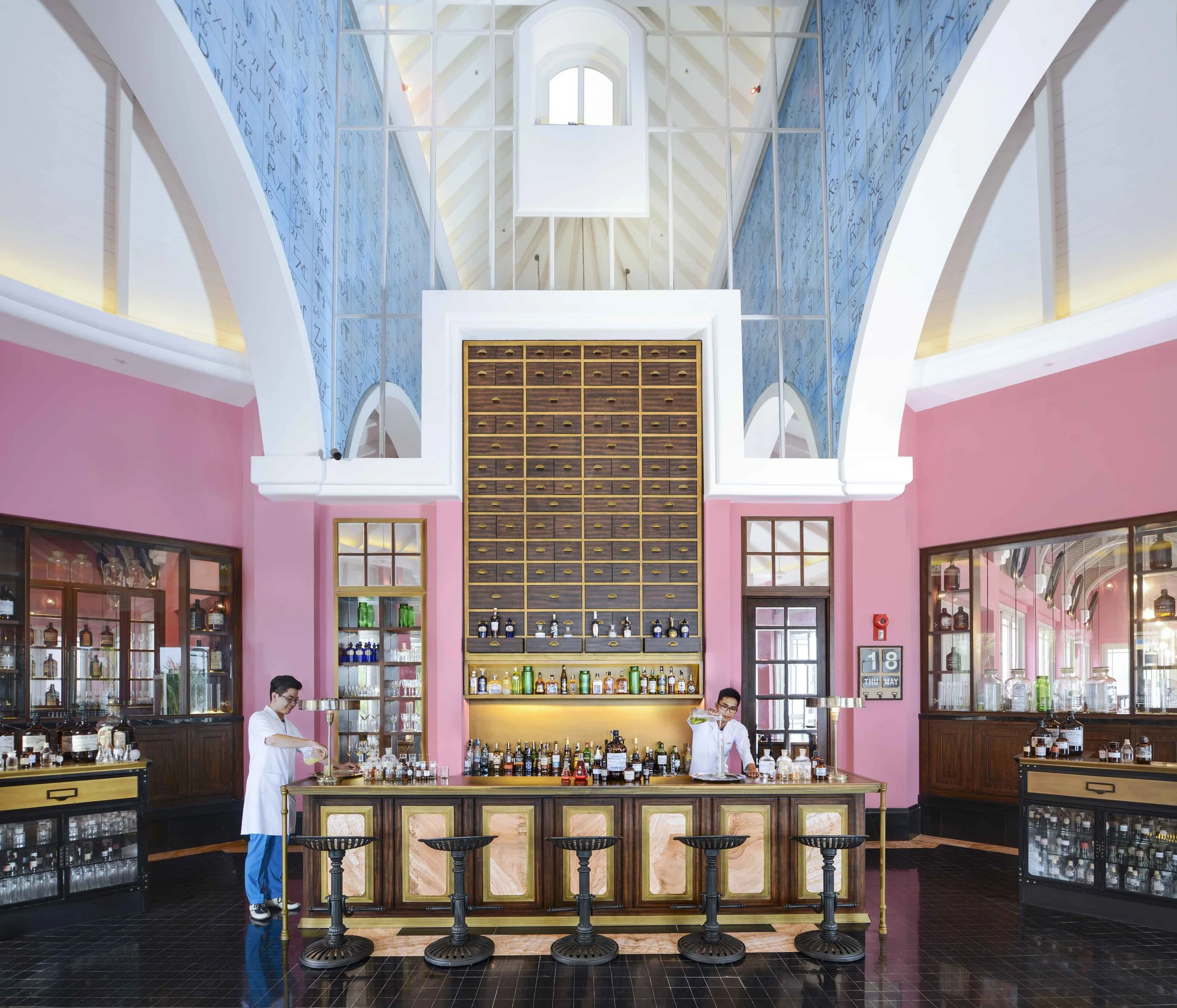 03_Department of Chemistry Bar.jpg