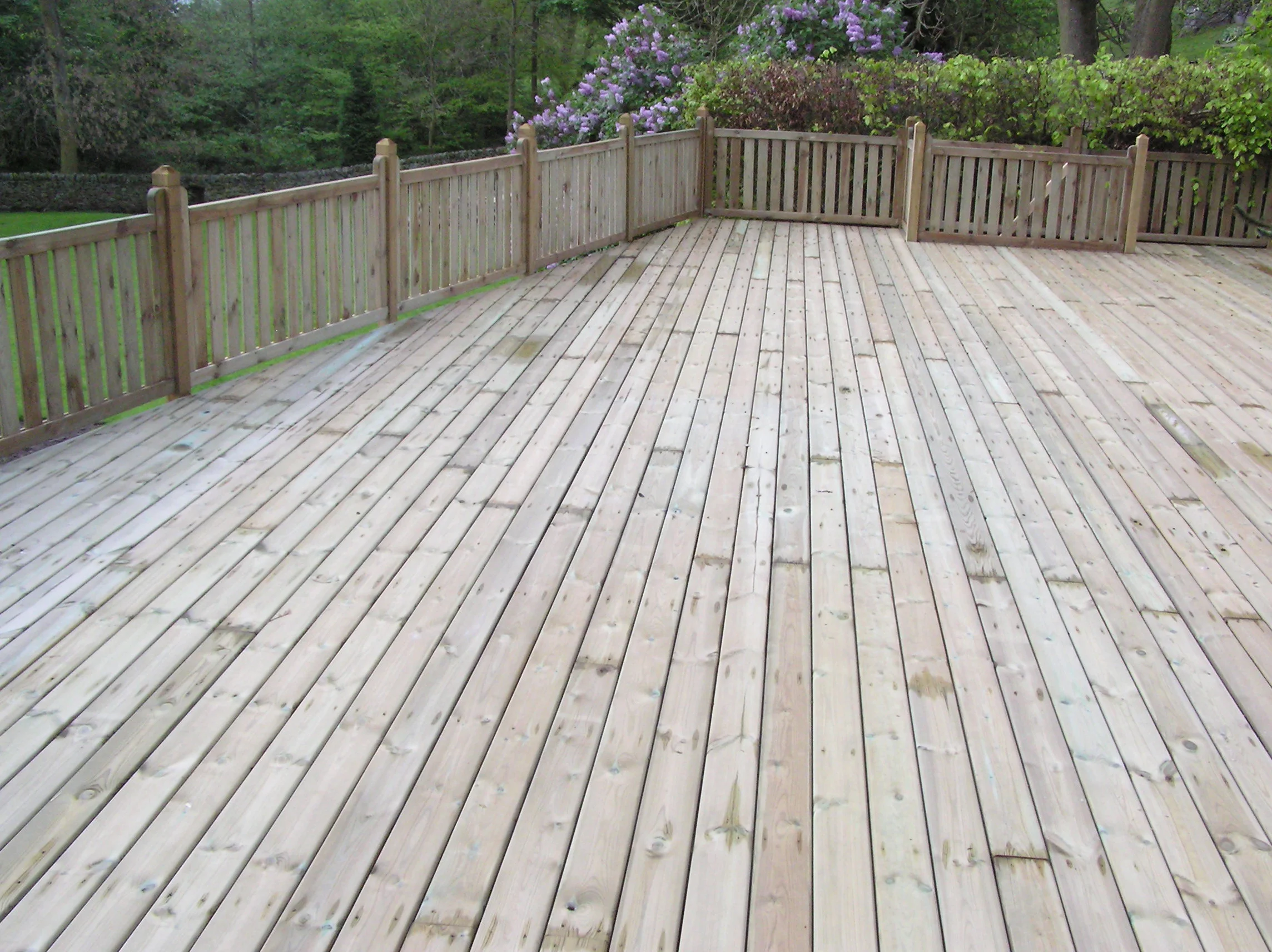 decking_001.jpg
